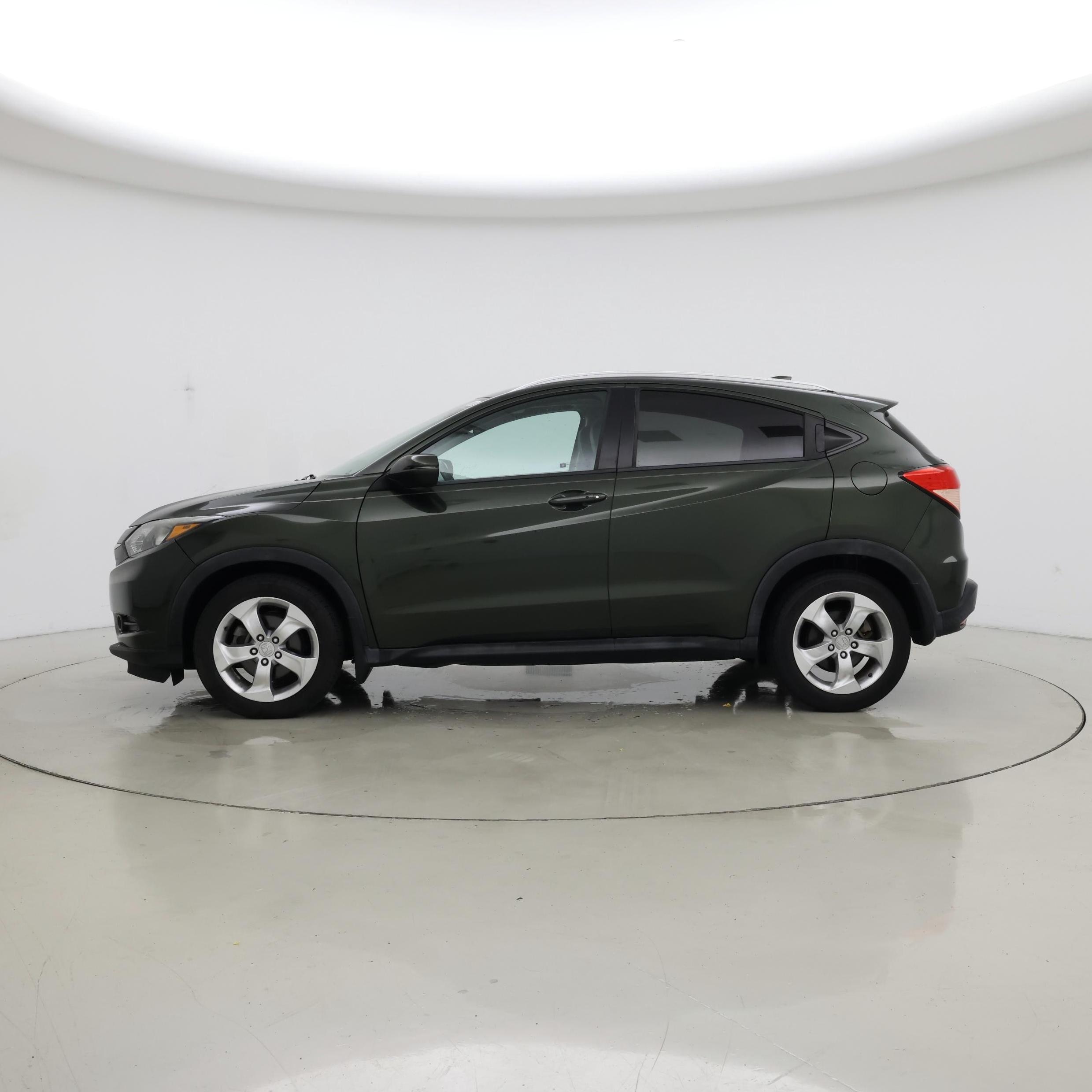Thumbnail: 2017 Honda HR-V - 3