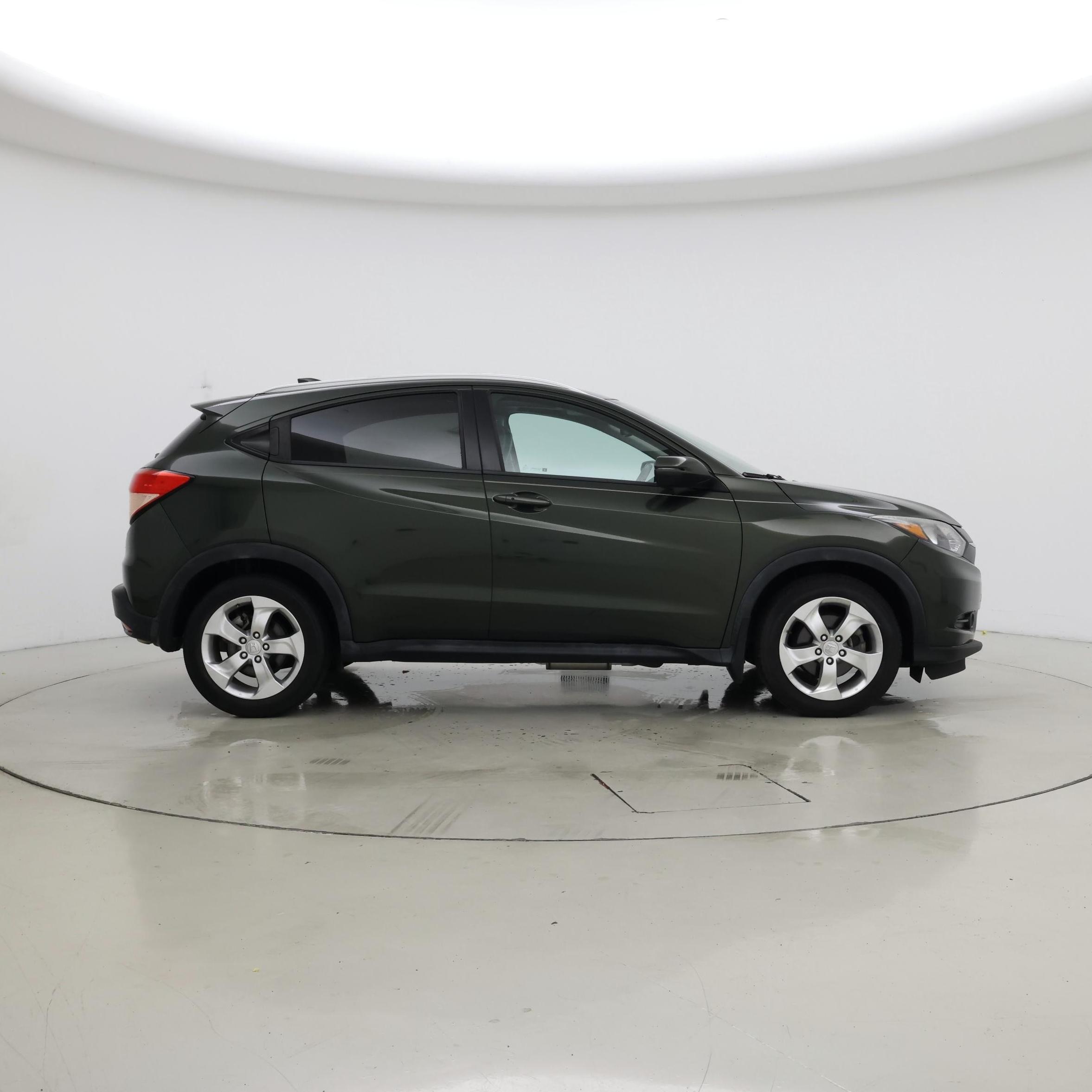 Thumbnail: 2017 Honda HR-V - 7