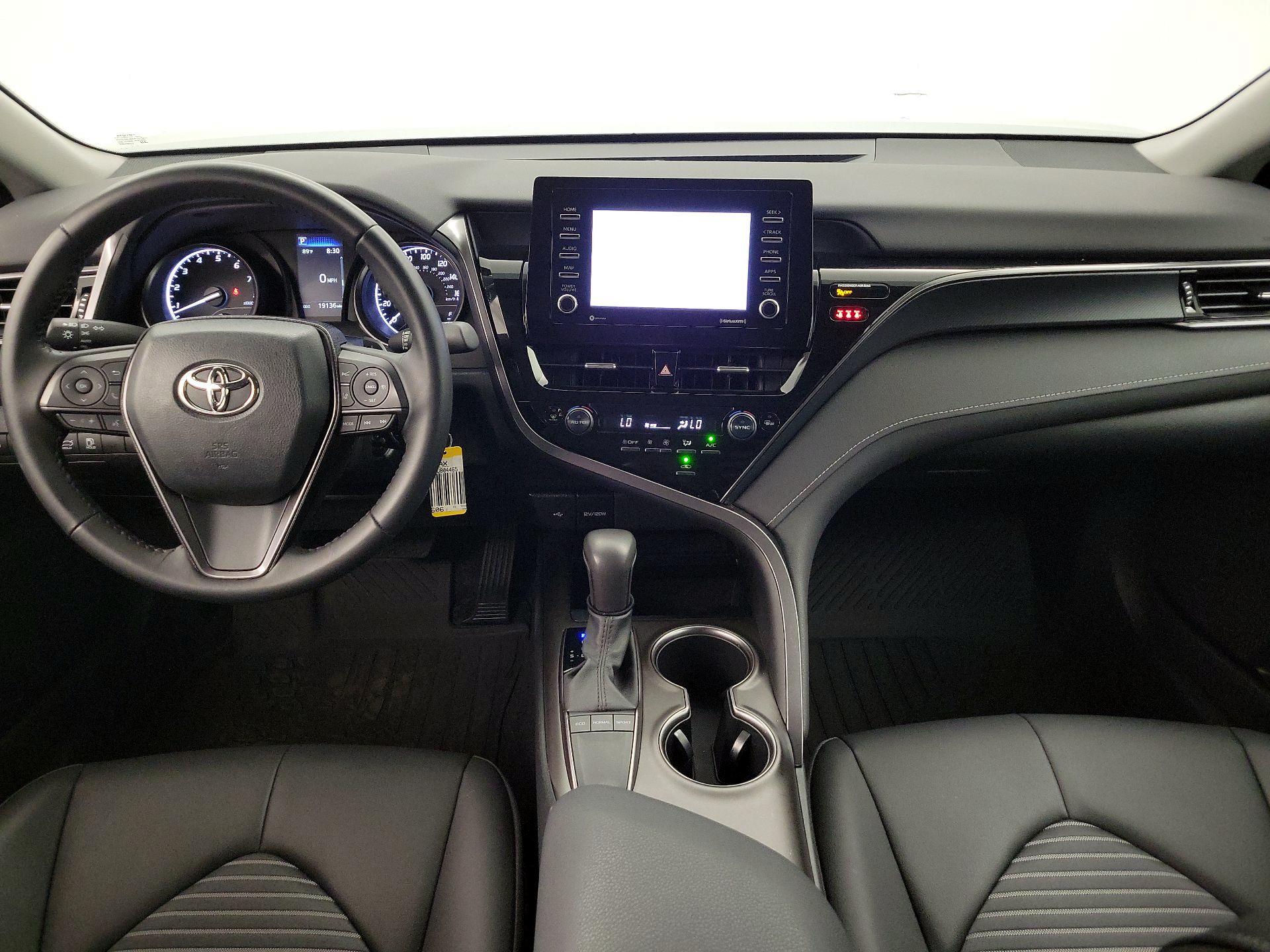 Thumbnail: 2023 Toyota Camry - 9