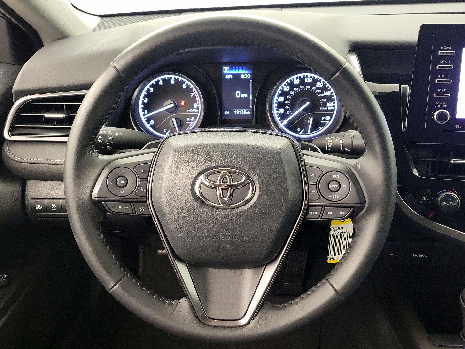 Thumbnail: 2023 Toyota Camry - 10