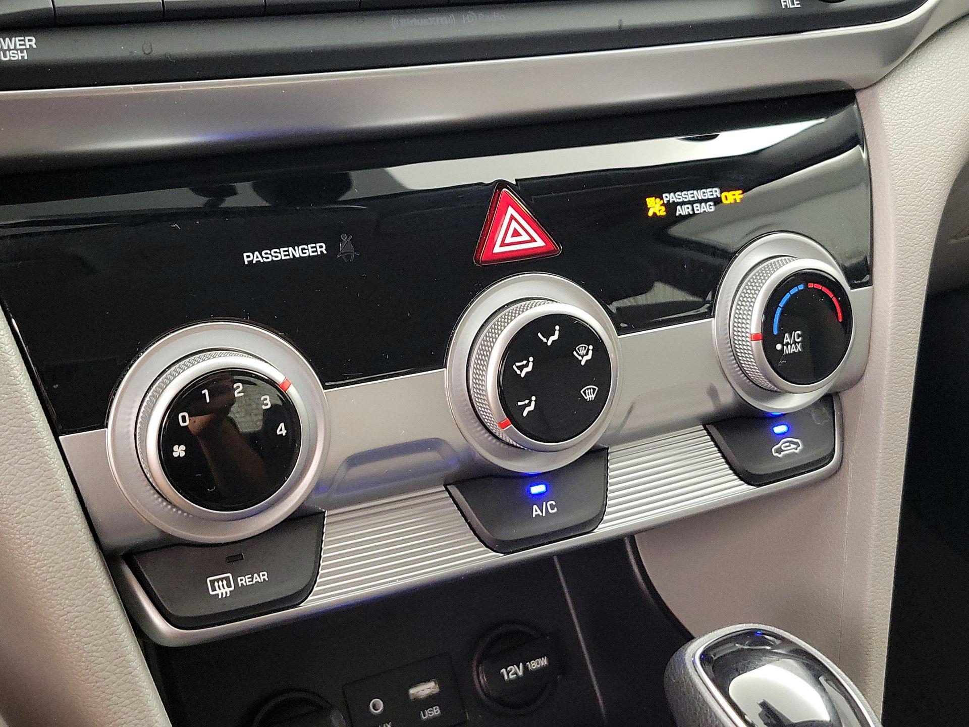 Thumbnail: 2019 Hyundai Elantra - 16