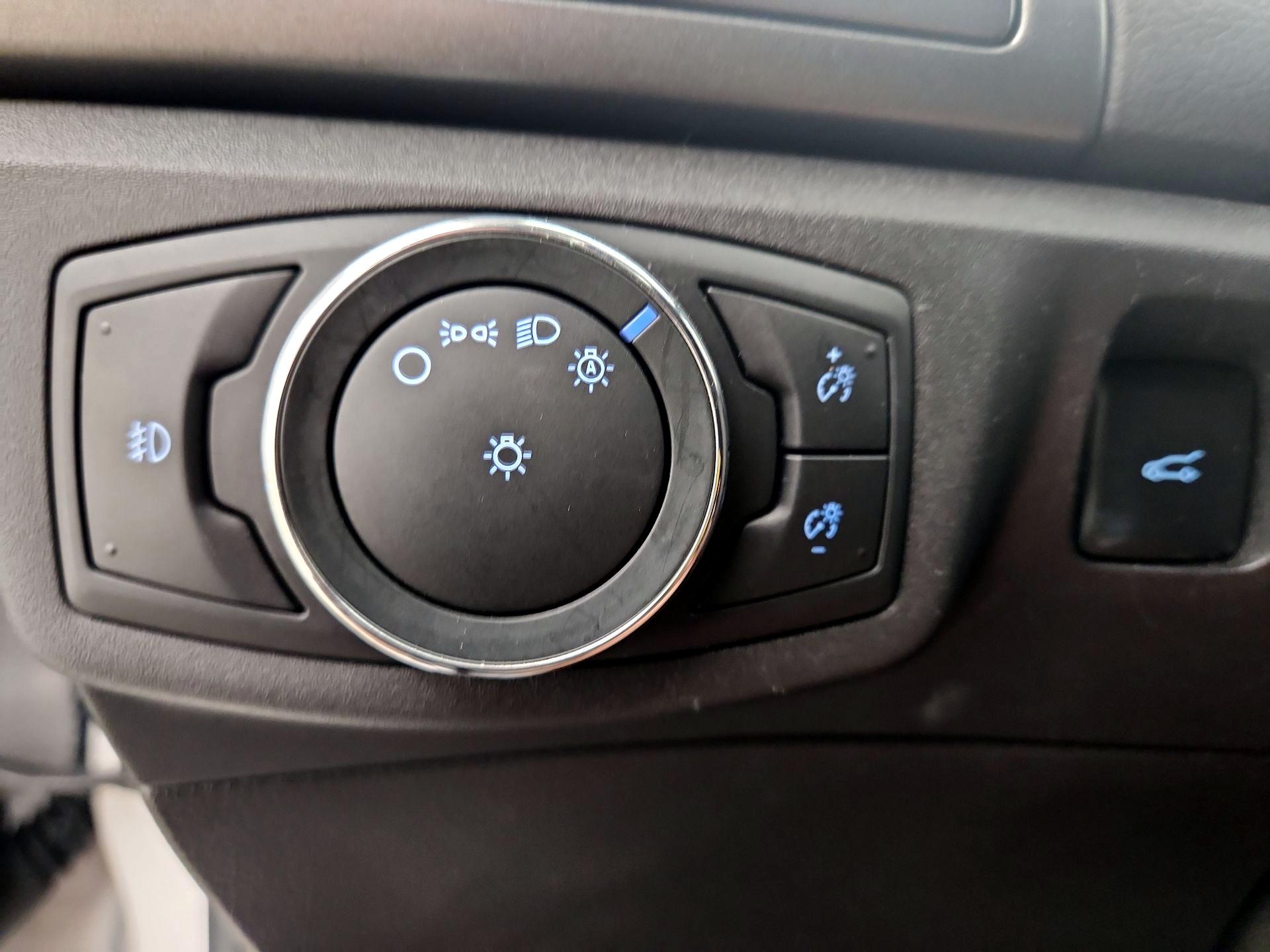 Thumbnail: 2014 Ford Fusion - 13