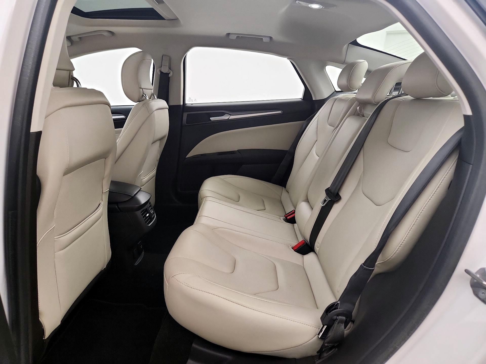 Thumbnail: 2014 Ford Fusion - 20