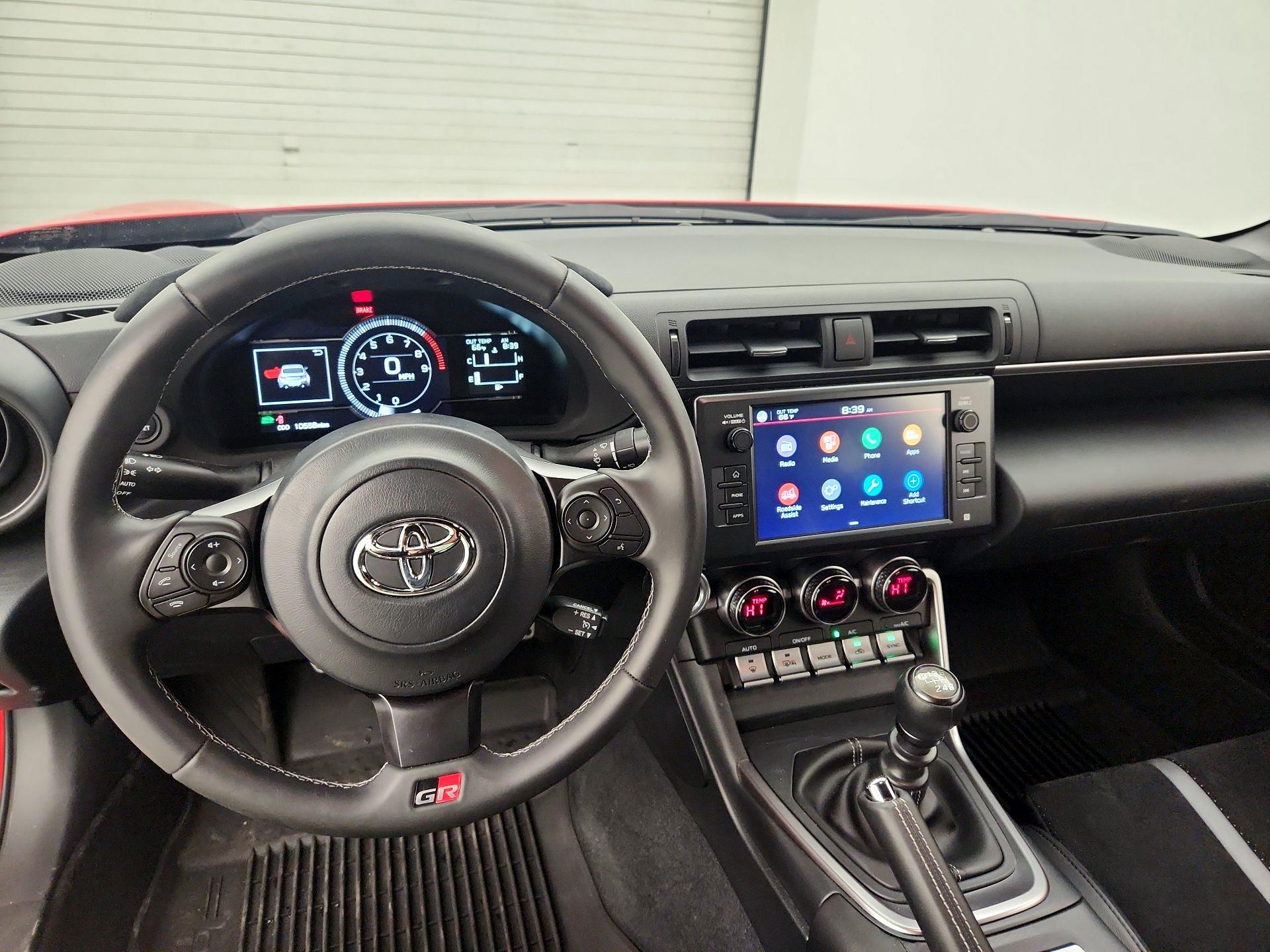 Thumbnail: 2023 Toyota GR86 - 9