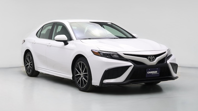 2021 Toyota Camry SE Hero Image