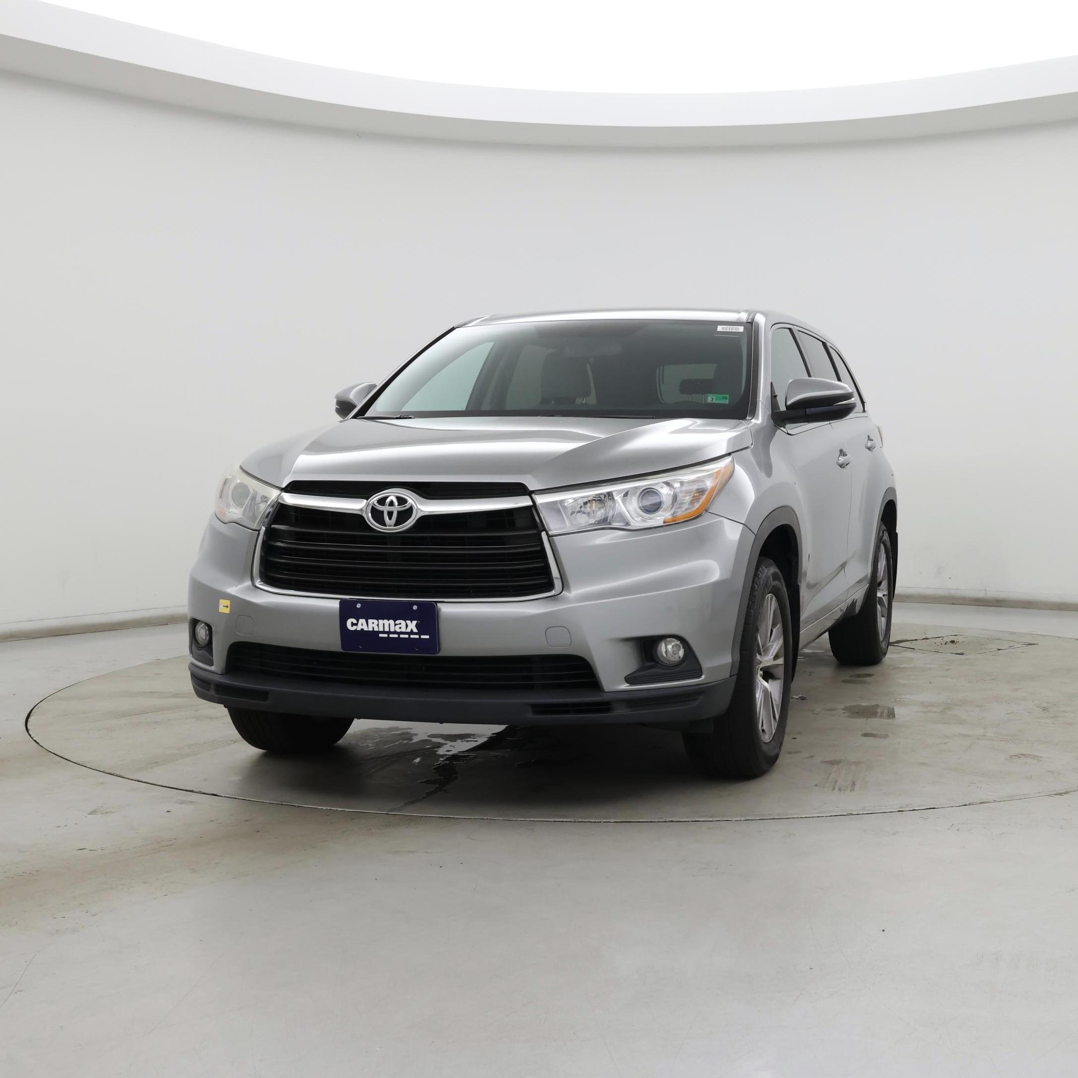 Thumbnail: 2015 Toyota Highlander - 4