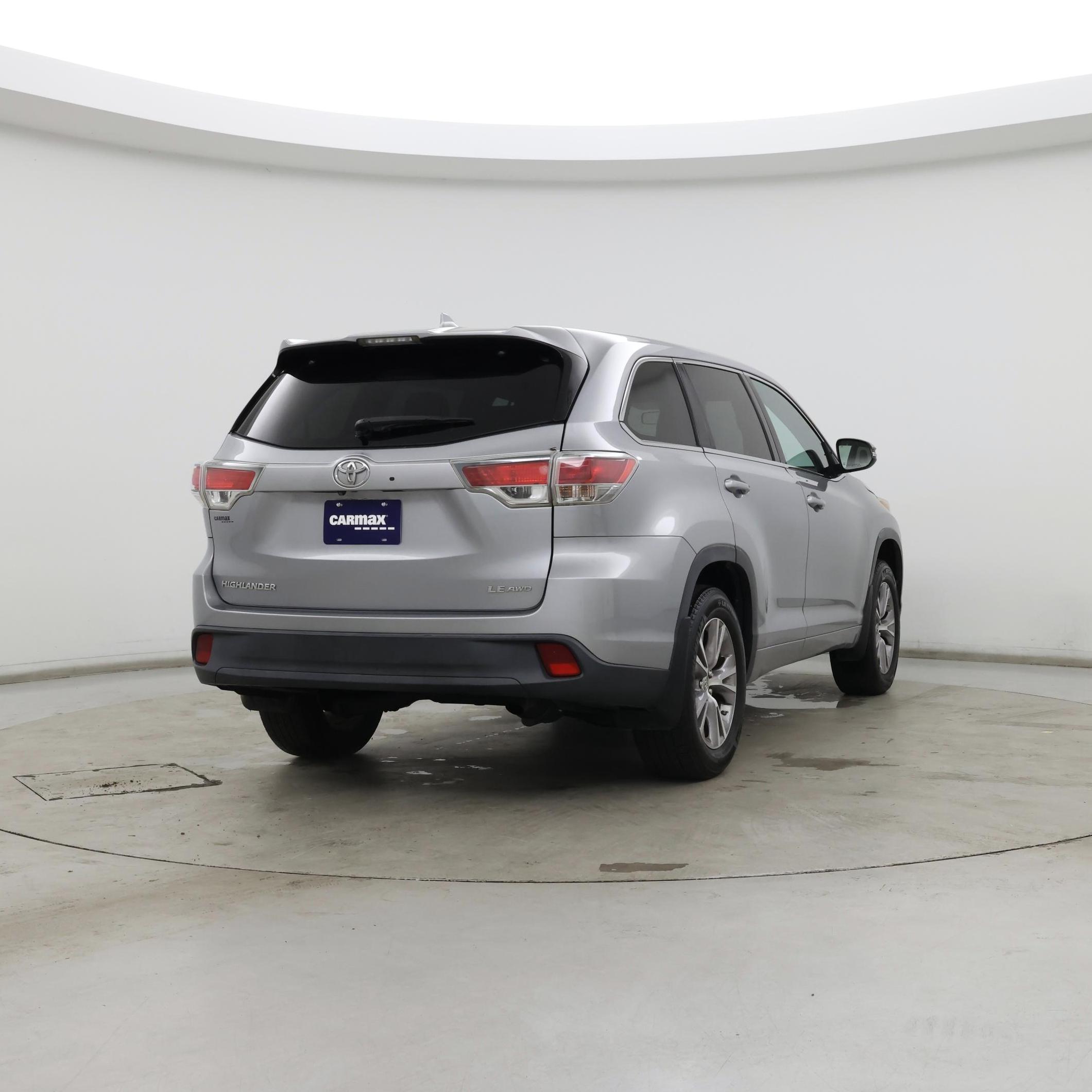 Thumbnail: 2015 Toyota Highlander - 8