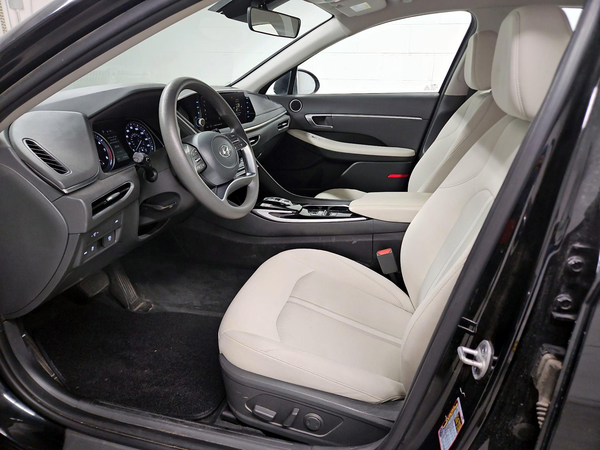 Thumbnail: 2023 Hyundai Sonata - 11