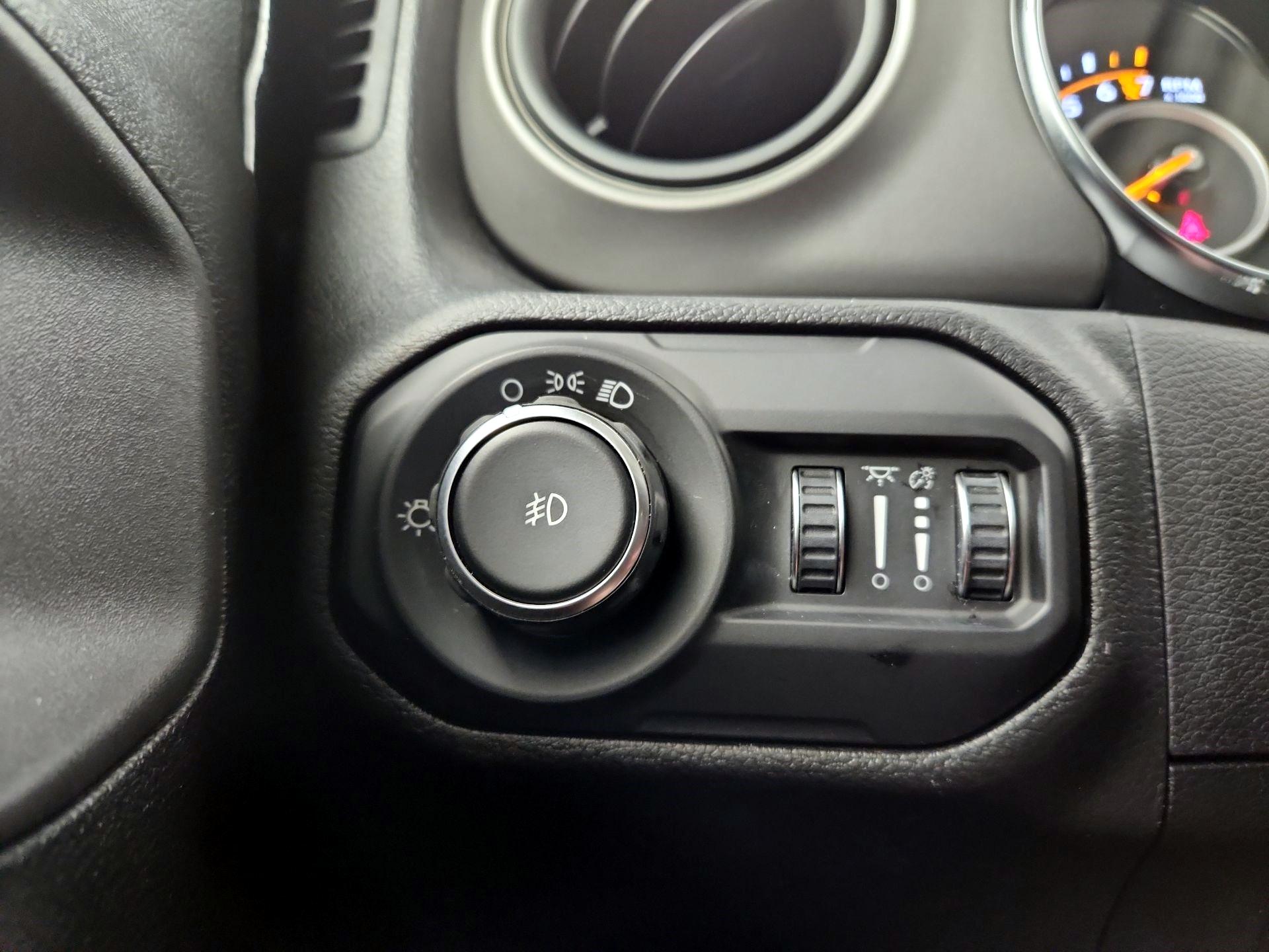 Thumbnail: 2022 Jeep Wrangler - 13