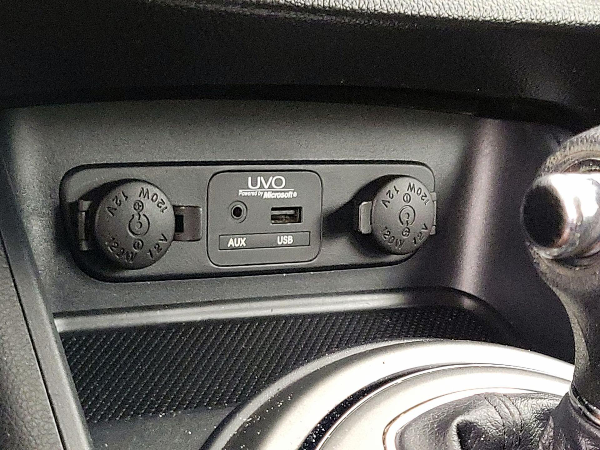 Thumbnail: 2013 Kia Sportage - 18