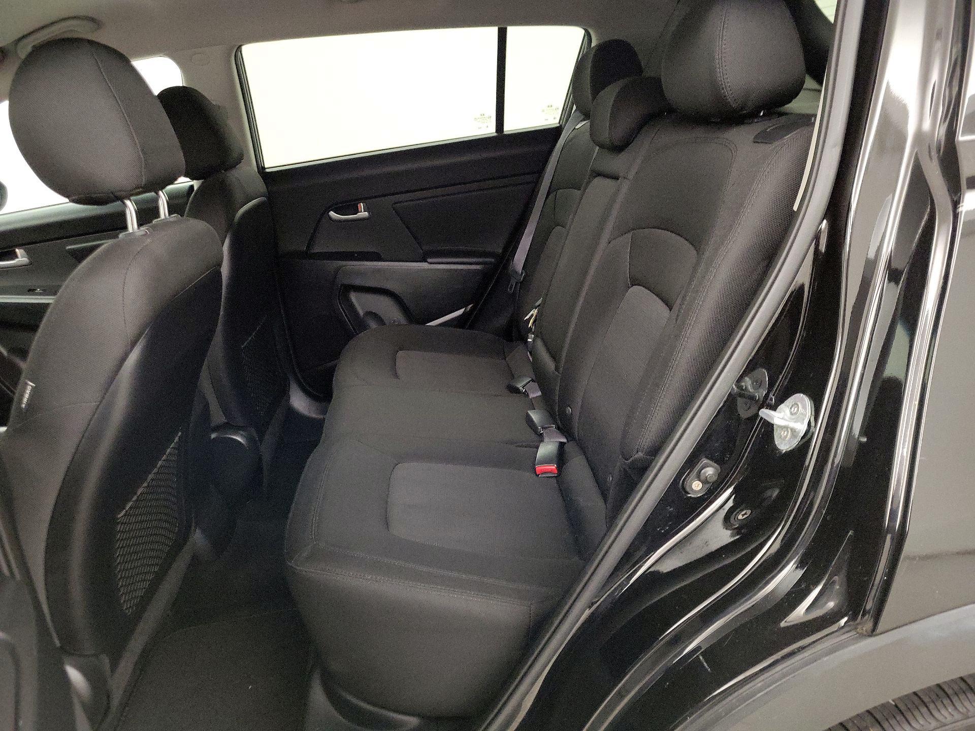 Thumbnail: 2013 Kia Sportage - 19