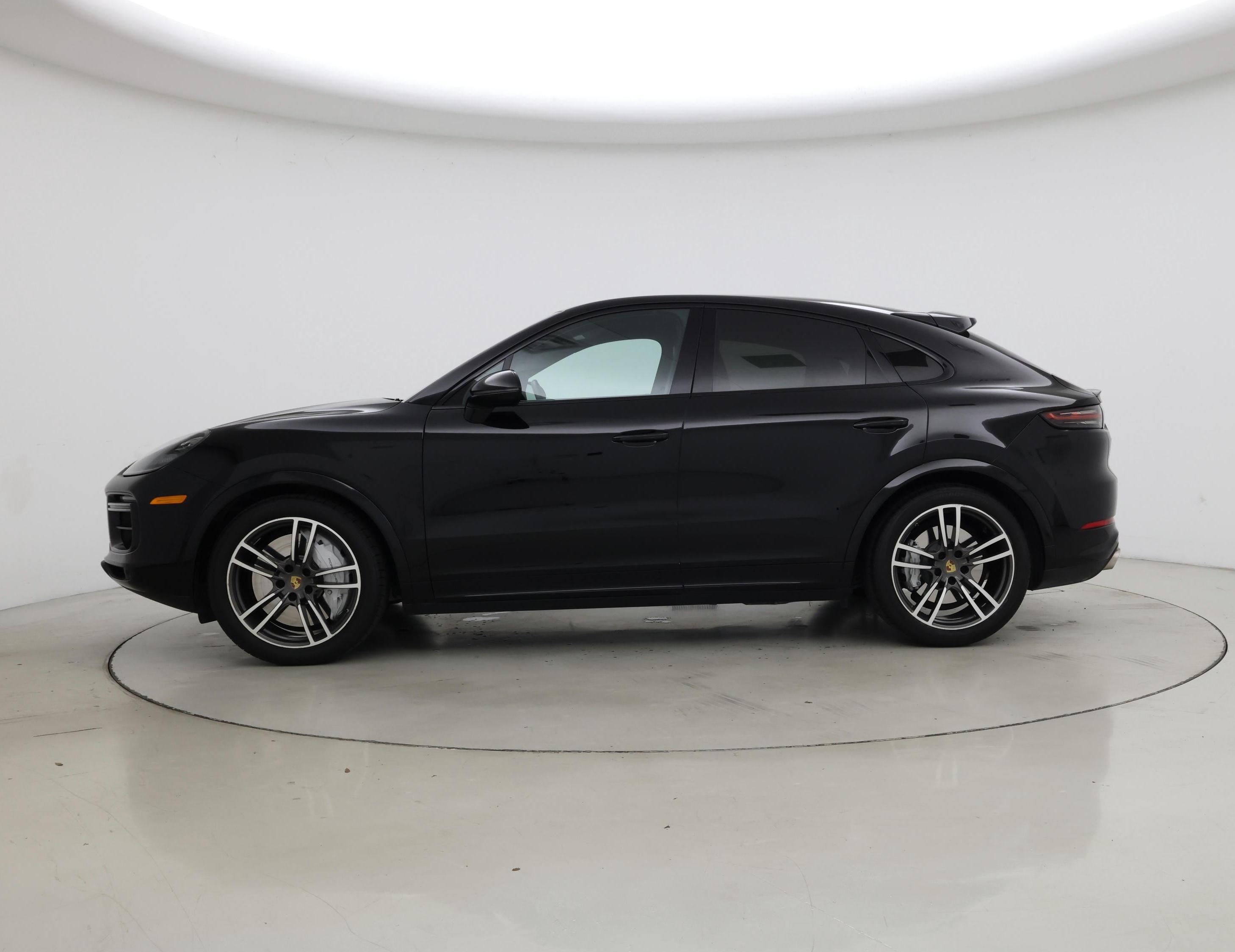 Thumbnail: 2020 Porsche Cayenne - 3