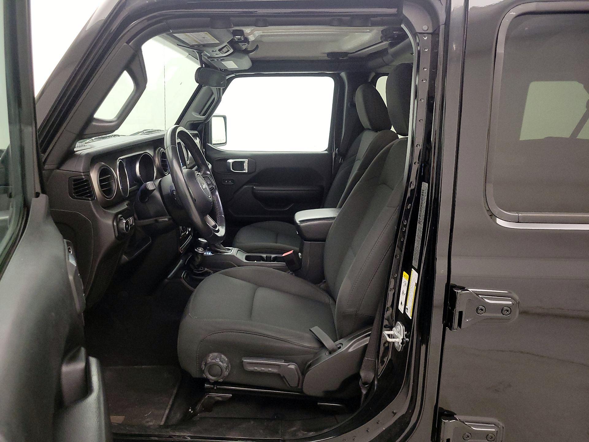 Thumbnail: 2020 Jeep Wrangler - 11