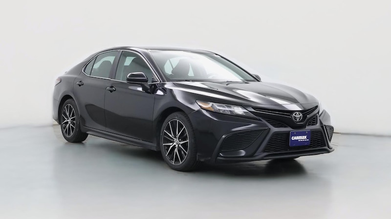 2021 Toyota Camry SE Hero Image