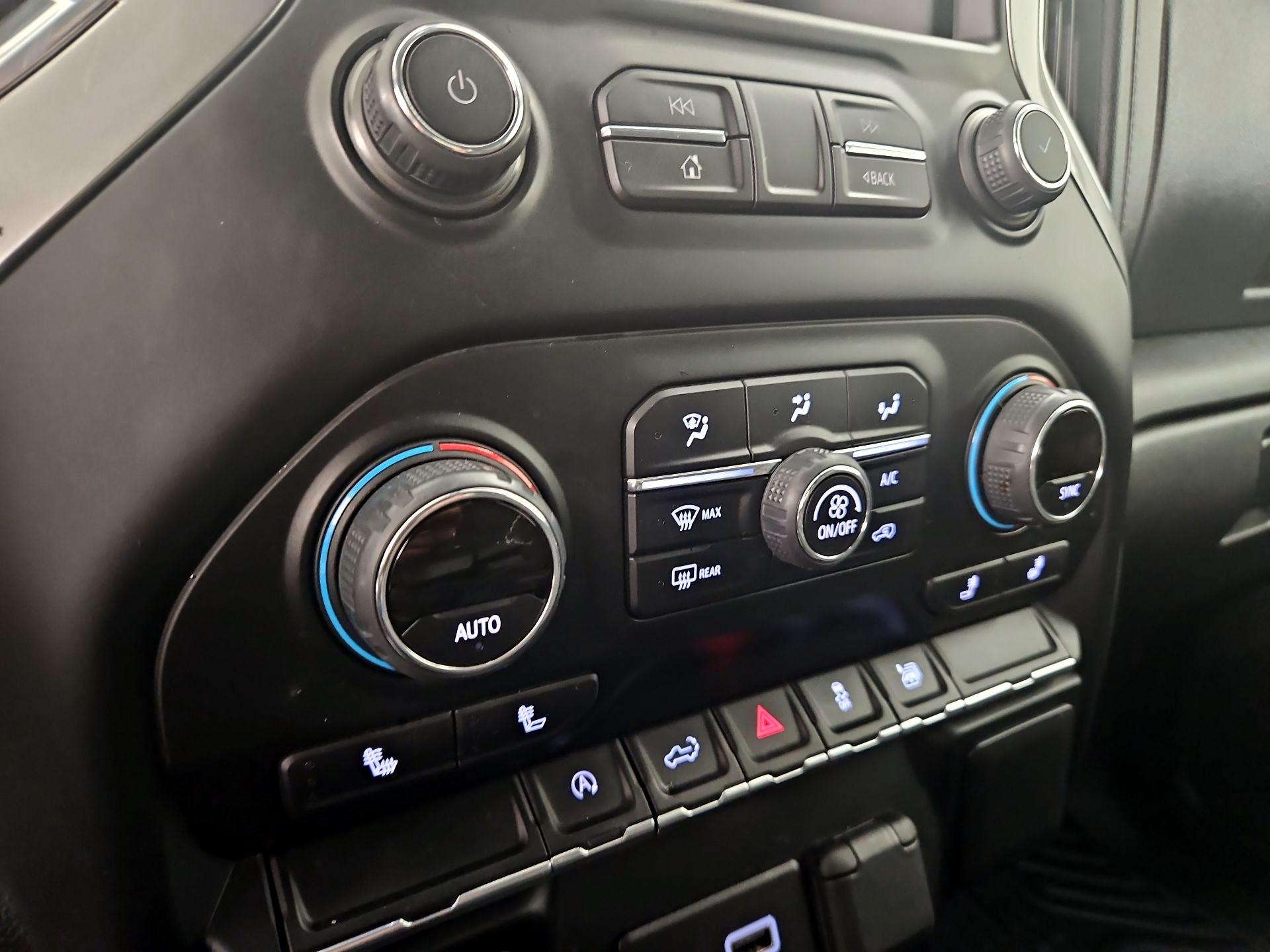 Thumbnail: 2021 Chevrolet Silverado 1500 - 16