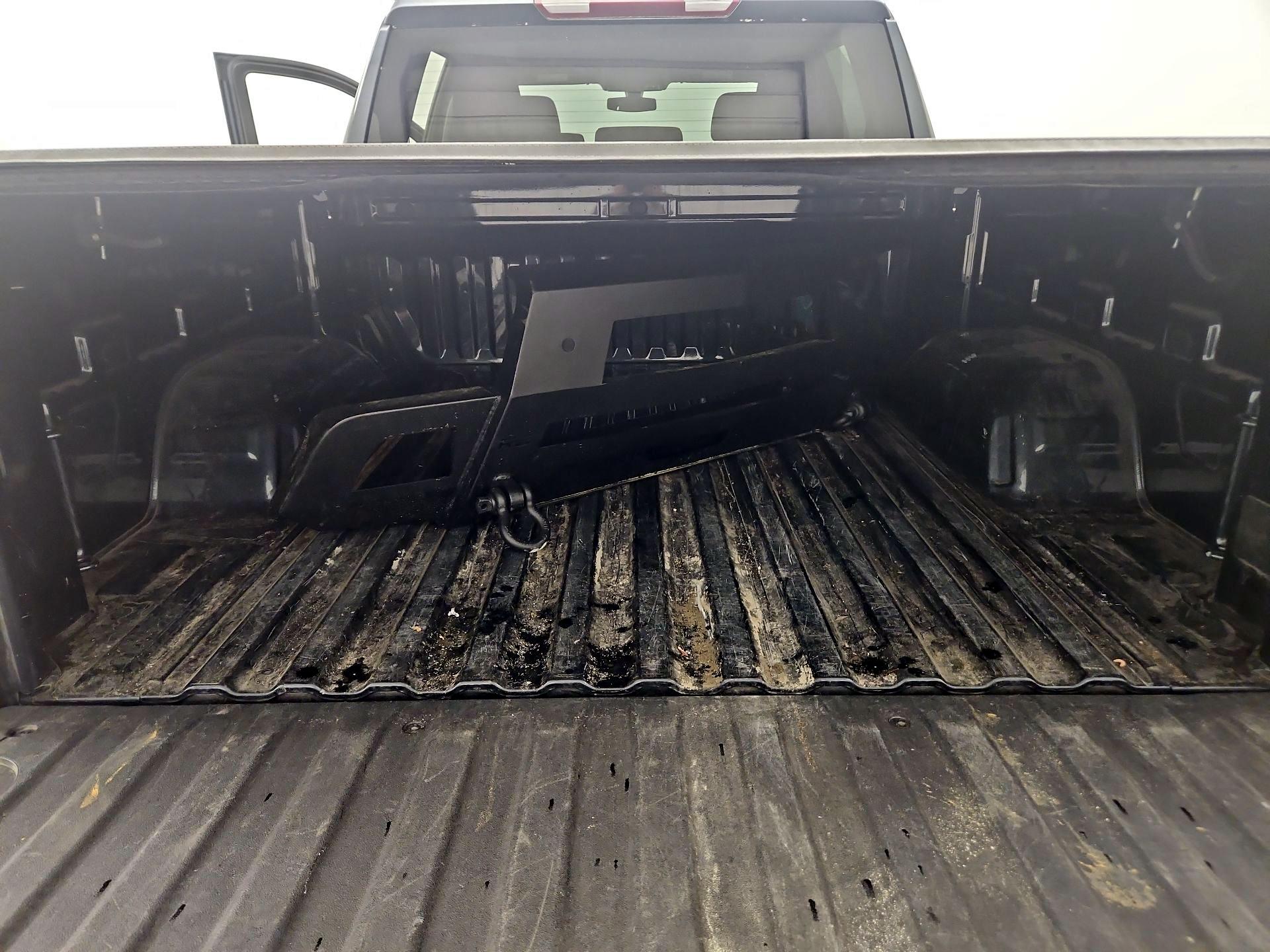 Thumbnail: 2021 Chevrolet Silverado 1500 - 20