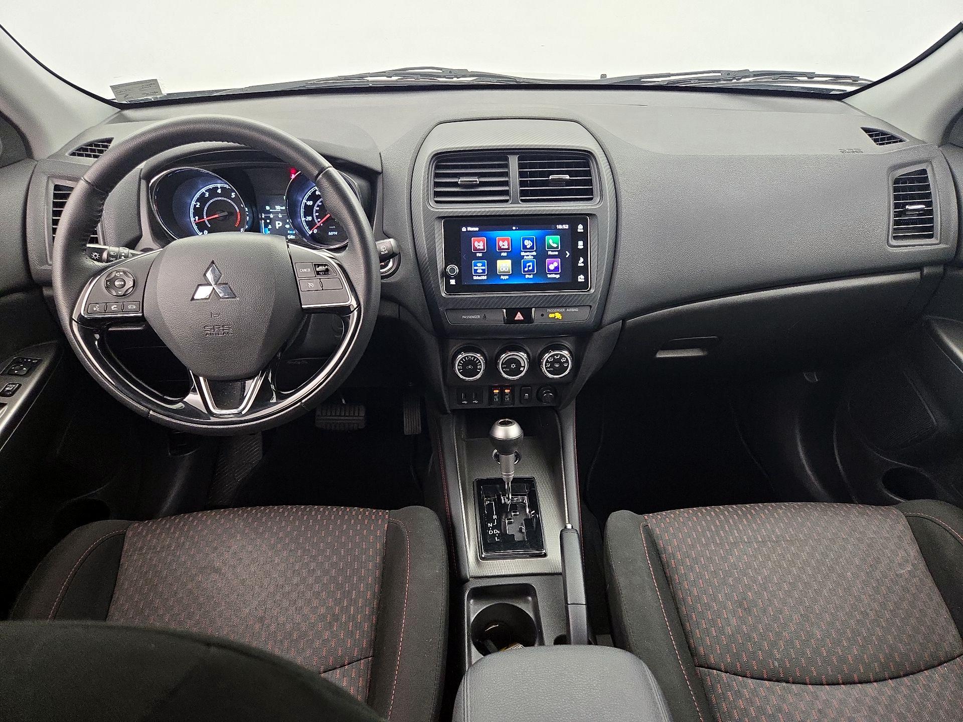 Thumbnail: 2019 Mitsubishi Outlander Sport - 9