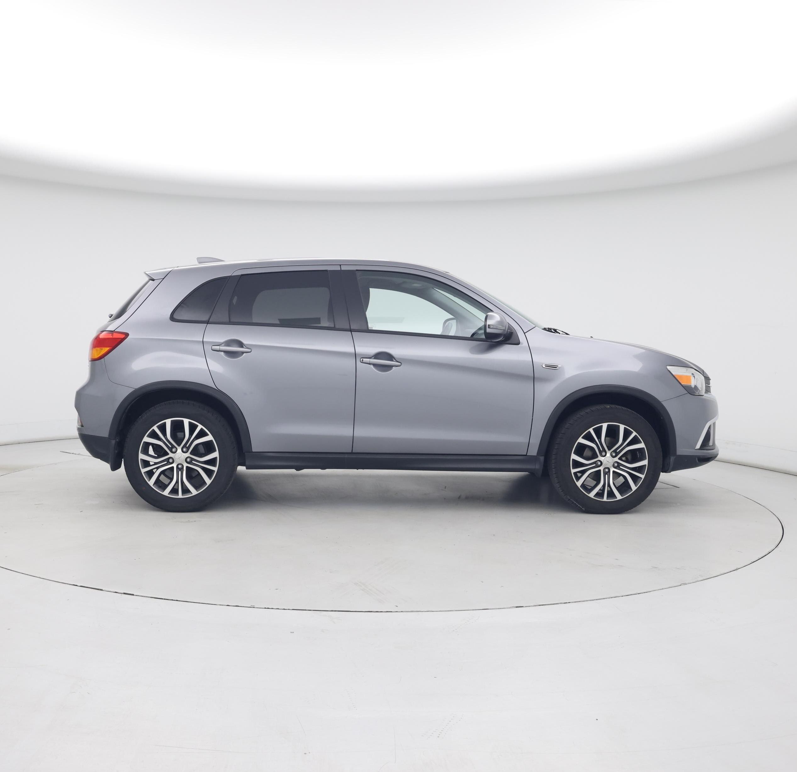 Thumbnail: 2019 Mitsubishi Outlander Sport - 7