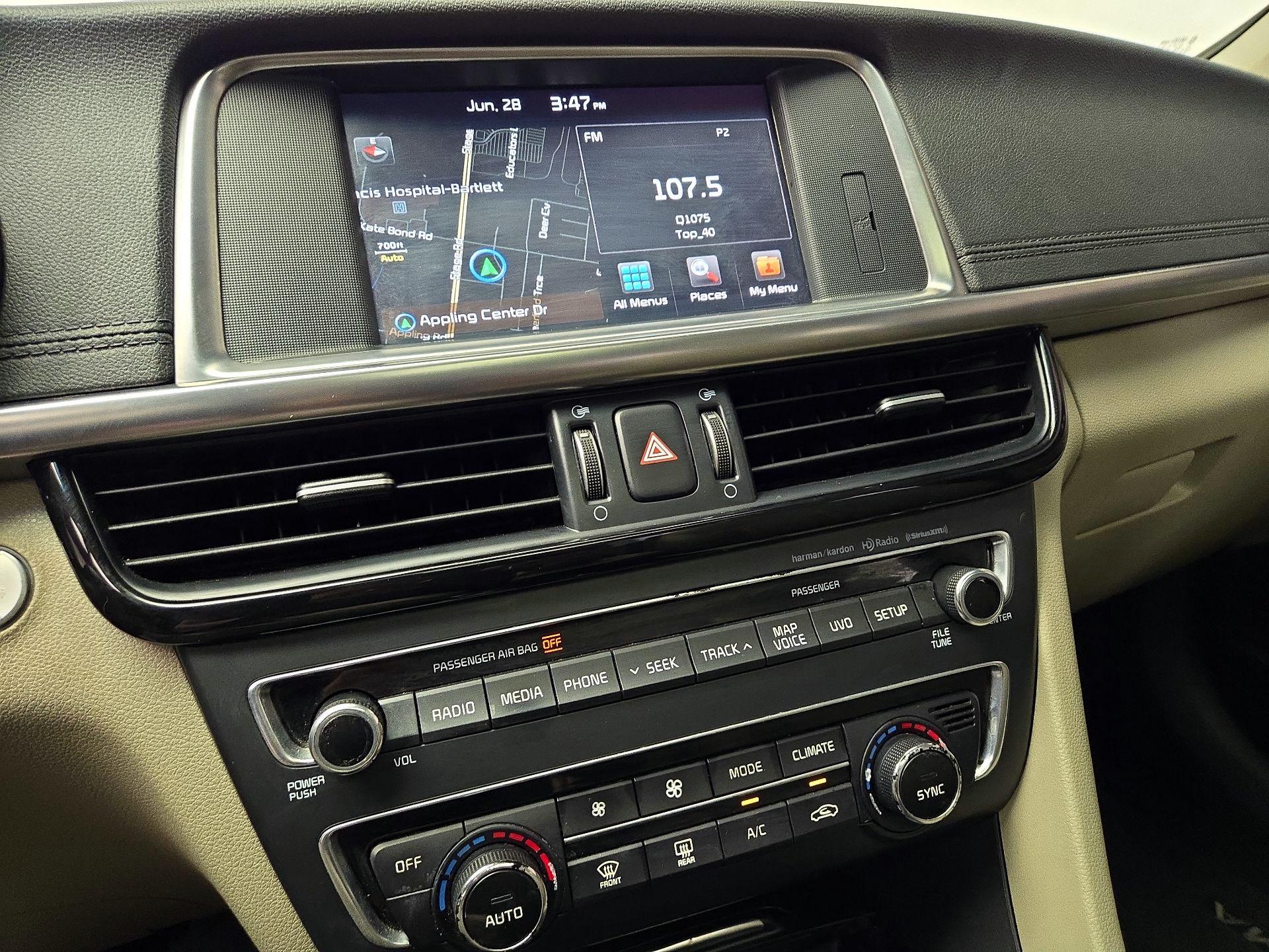 Thumbnail: 2016 Kia Optima - 16
