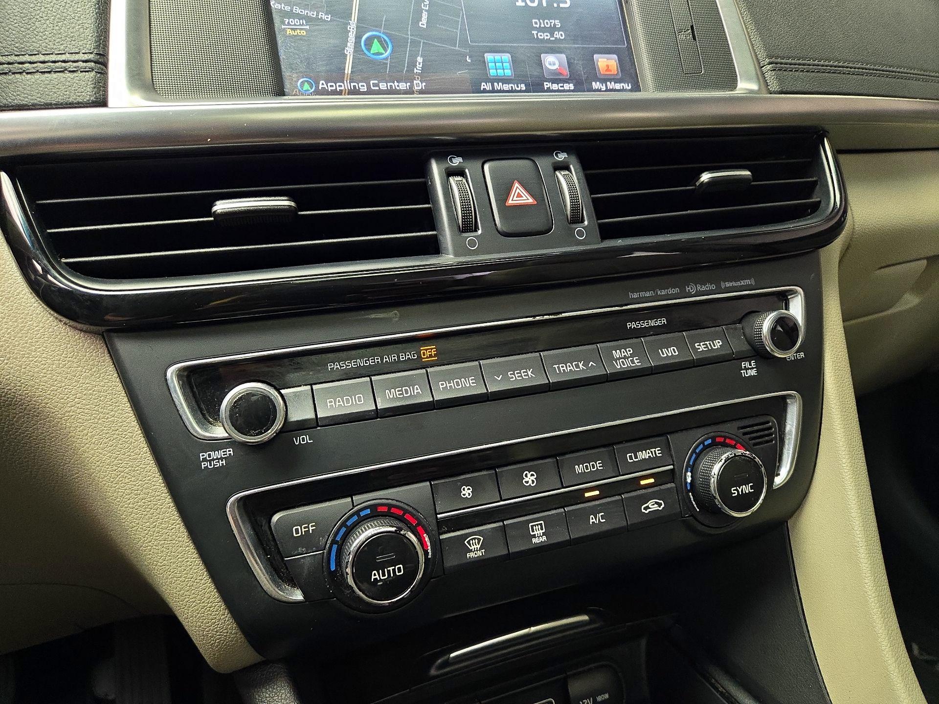 Thumbnail: 2016 Kia Optima - 17