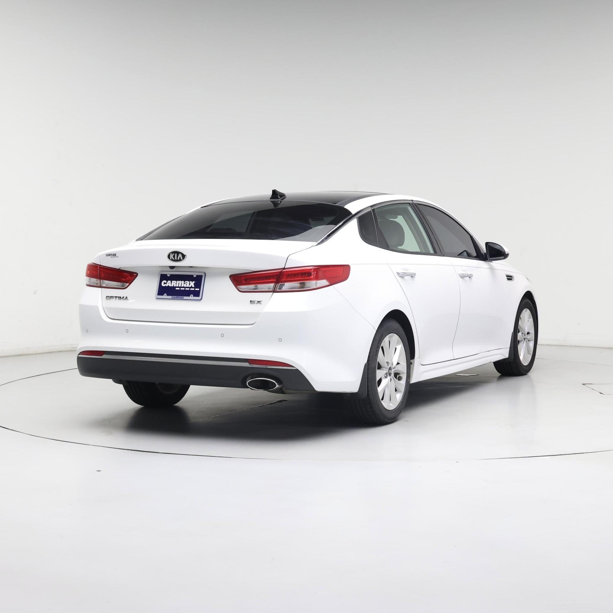 Thumbnail: 2016 Kia Optima - 8