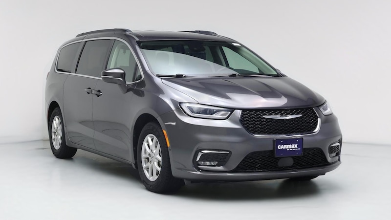 2022 Chrysler Pacifica Touring L Hero Image