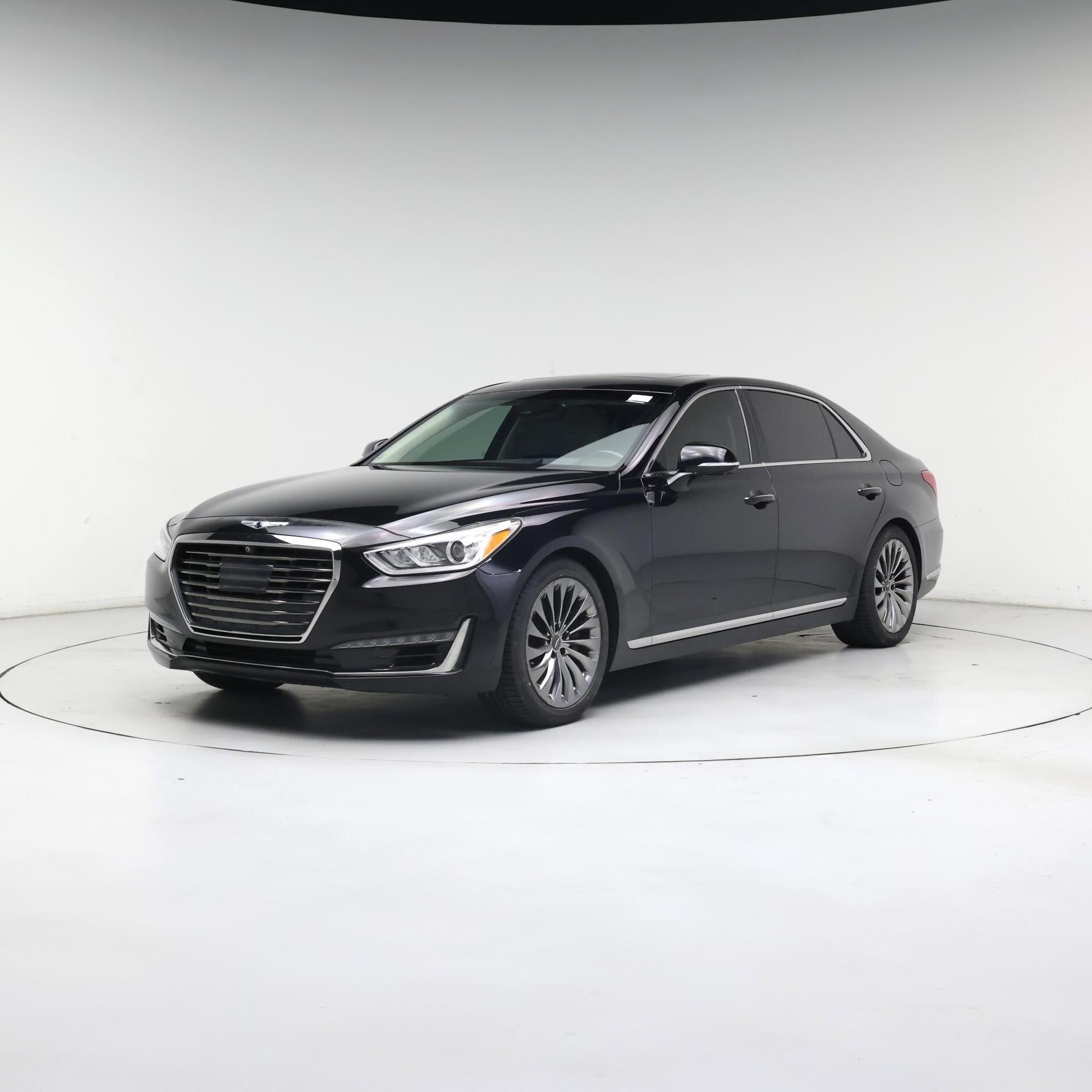 Thumbnail: 2017 Genesis G90 - 4