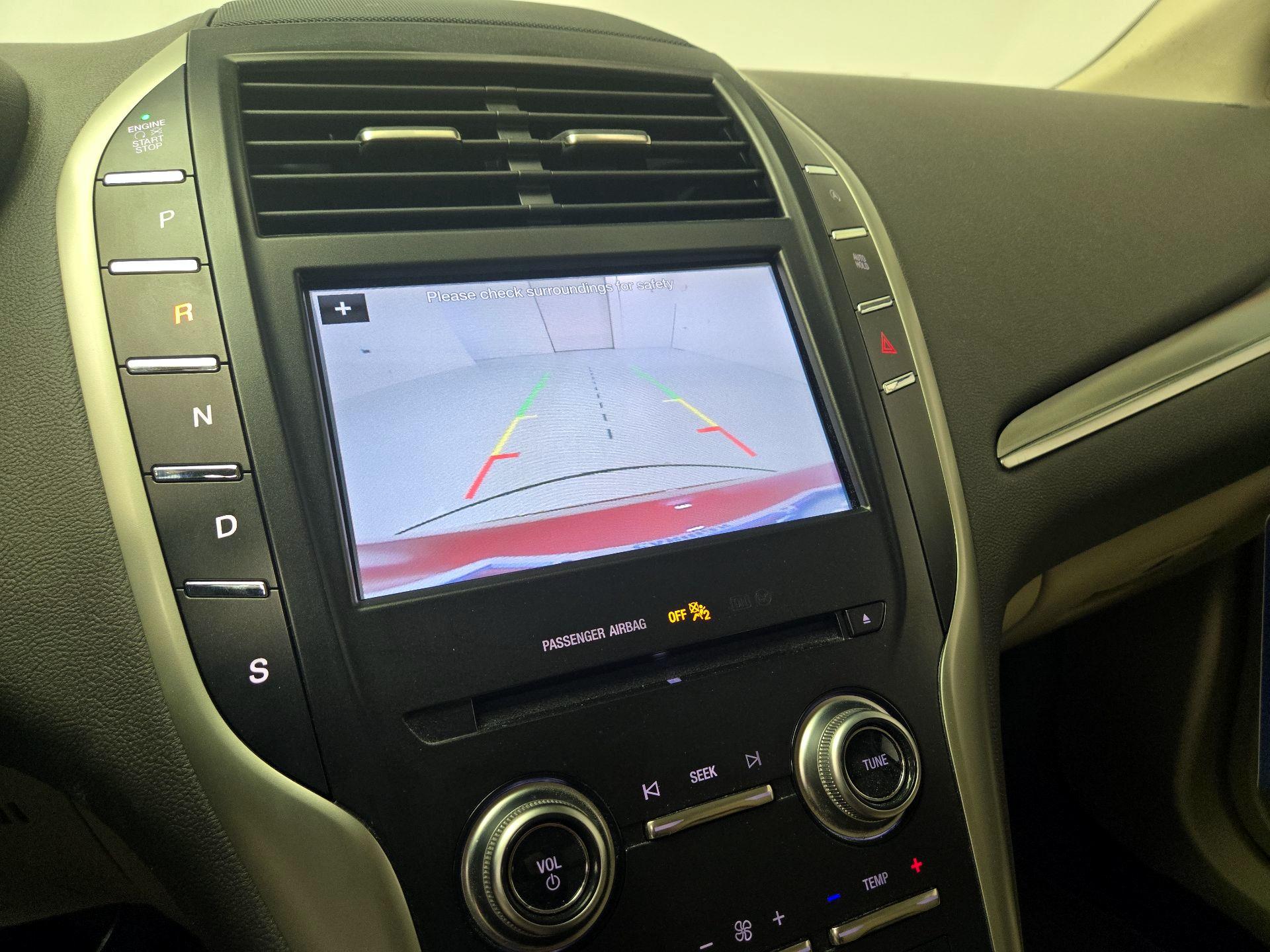 Thumbnail: 2019 Lincoln MKC - 14