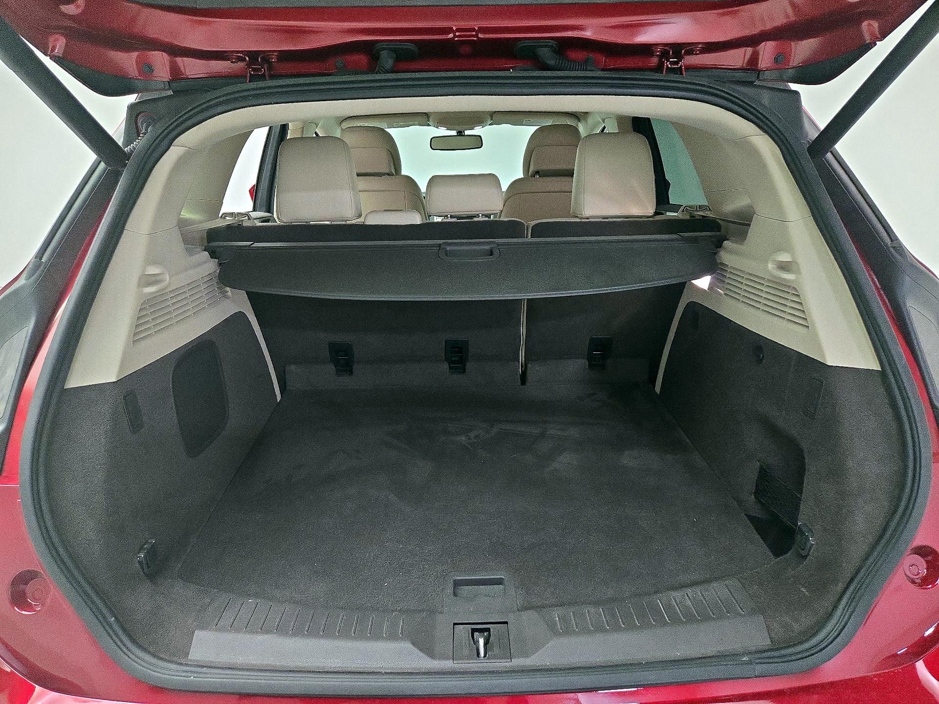 Thumbnail: 2019 Lincoln MKC - 20
