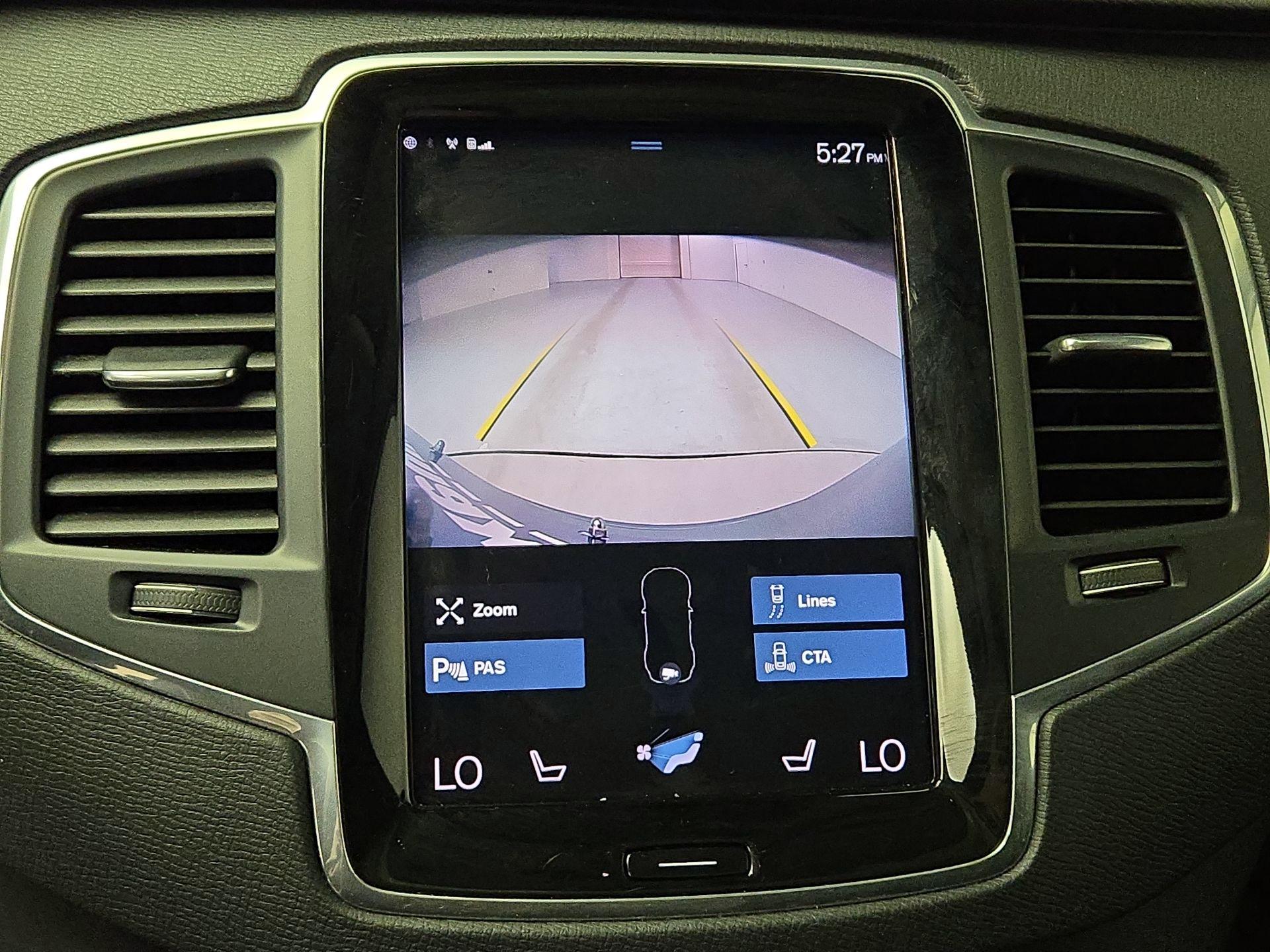 Thumbnail: 2020 Volvo XC90 - 14