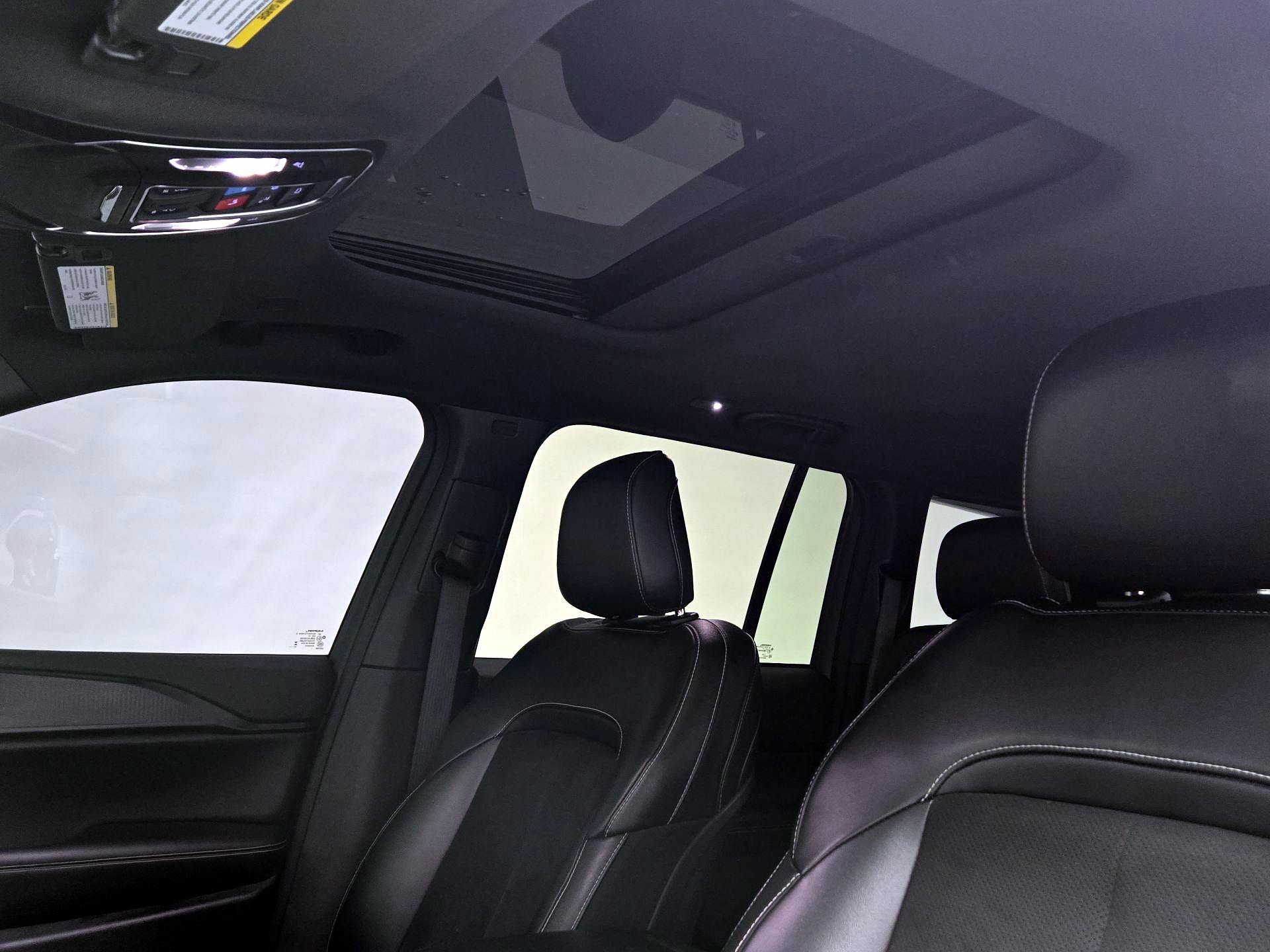 Thumbnail: 2023 Jeep Grand Cherokee - 19