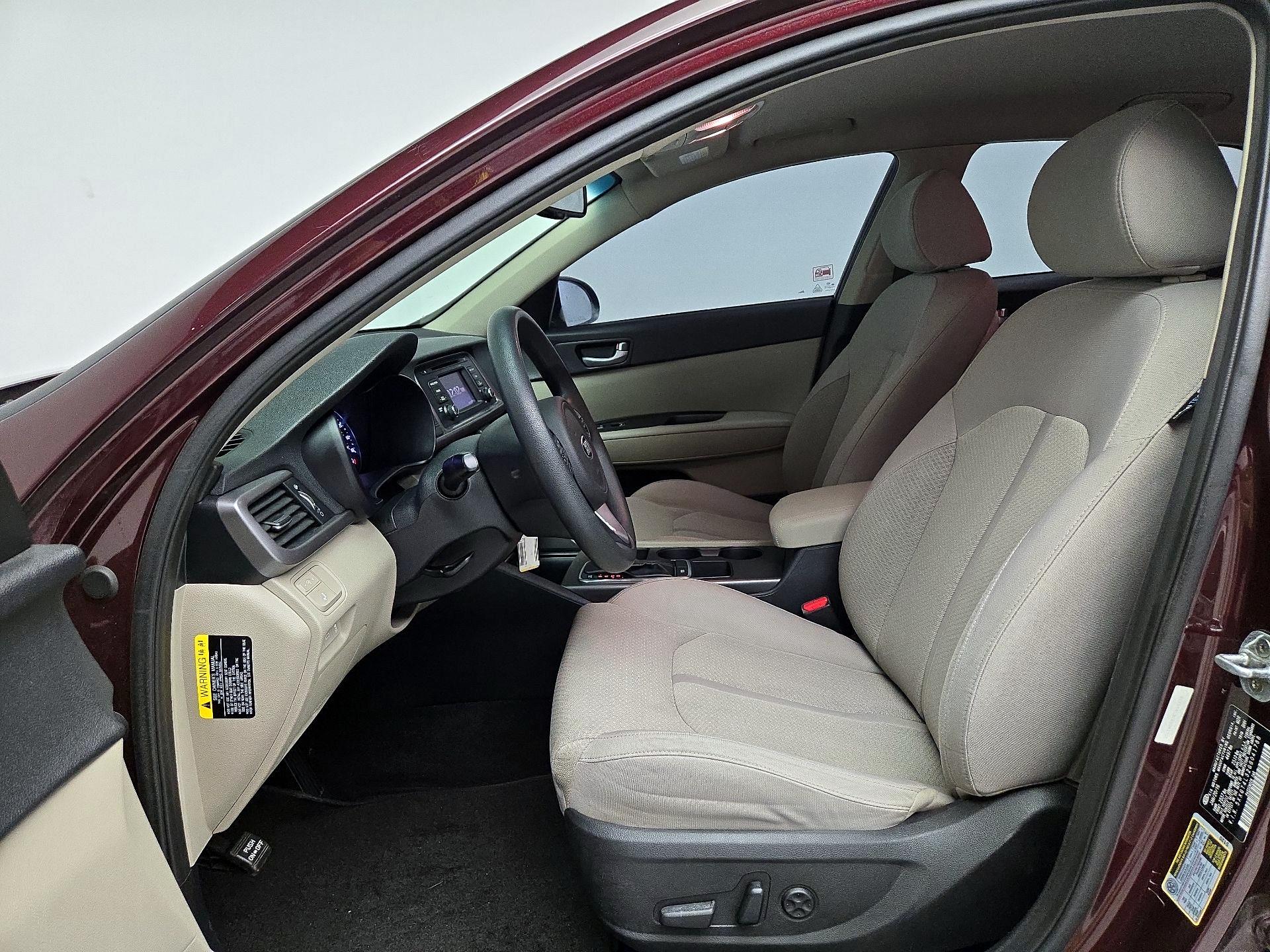 Thumbnail: 2016 Kia Optima - 11