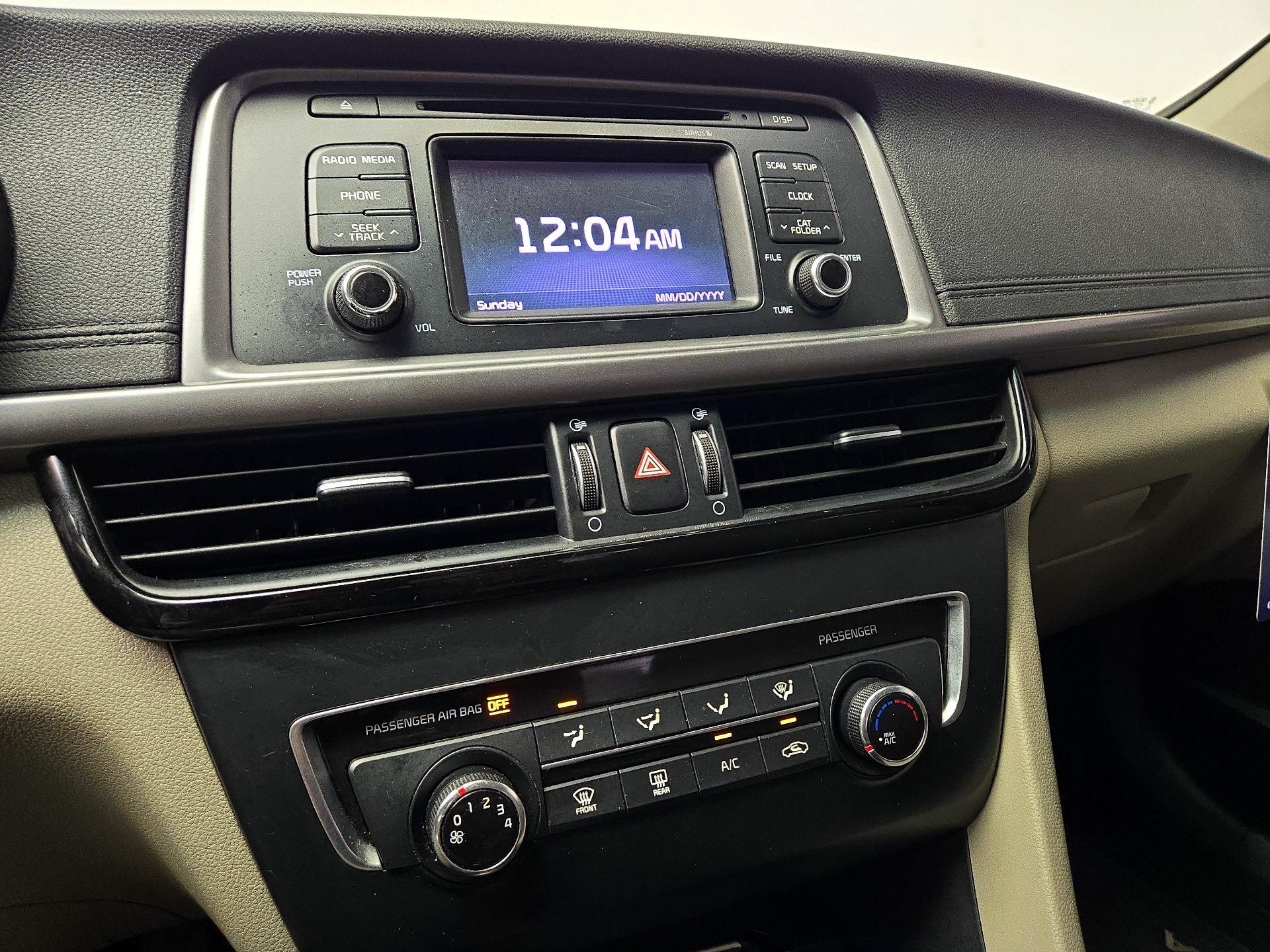 Thumbnail: 2016 Kia Optima - 15