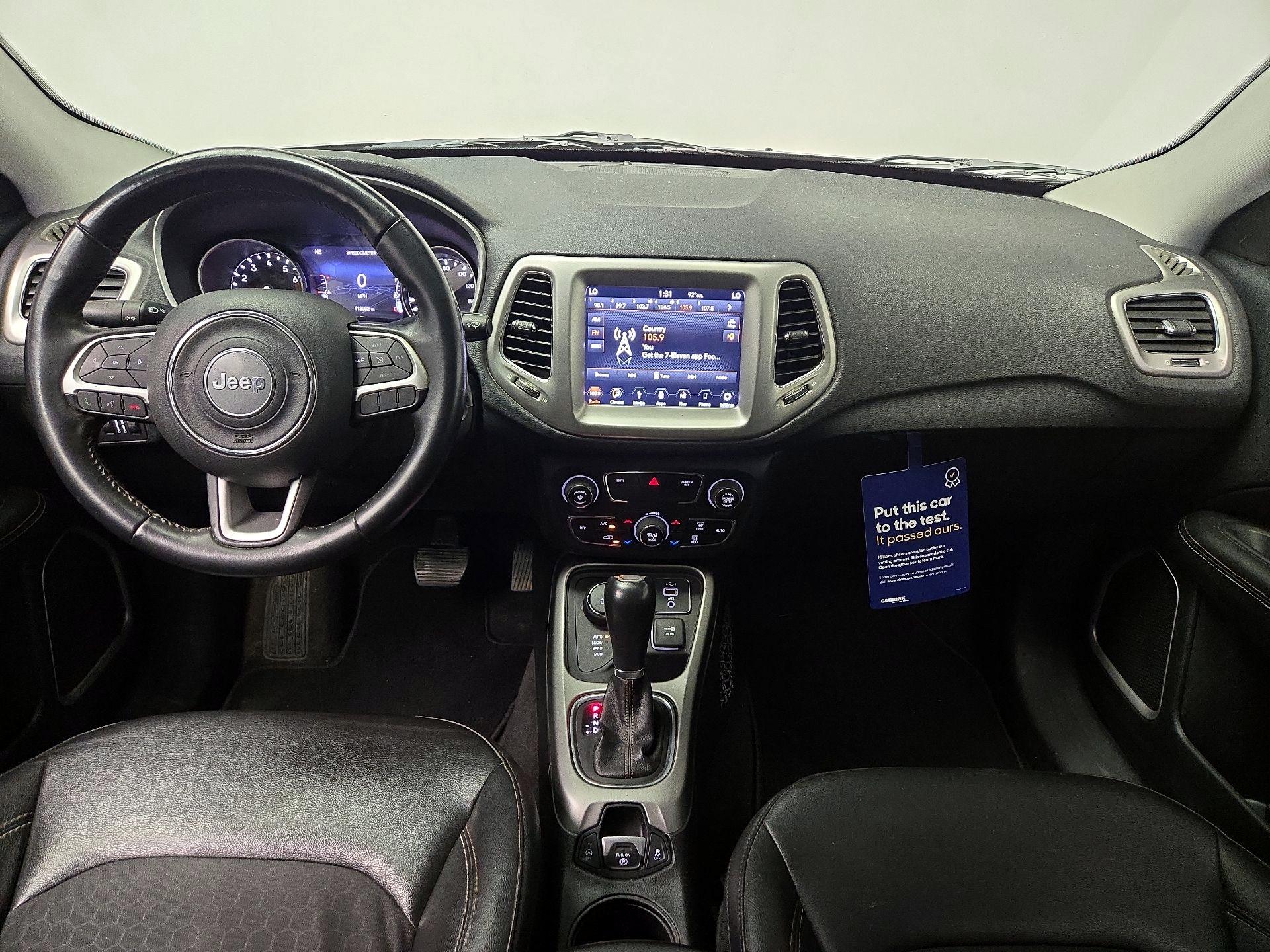 Thumbnail: 2019 Jeep Compass - 9