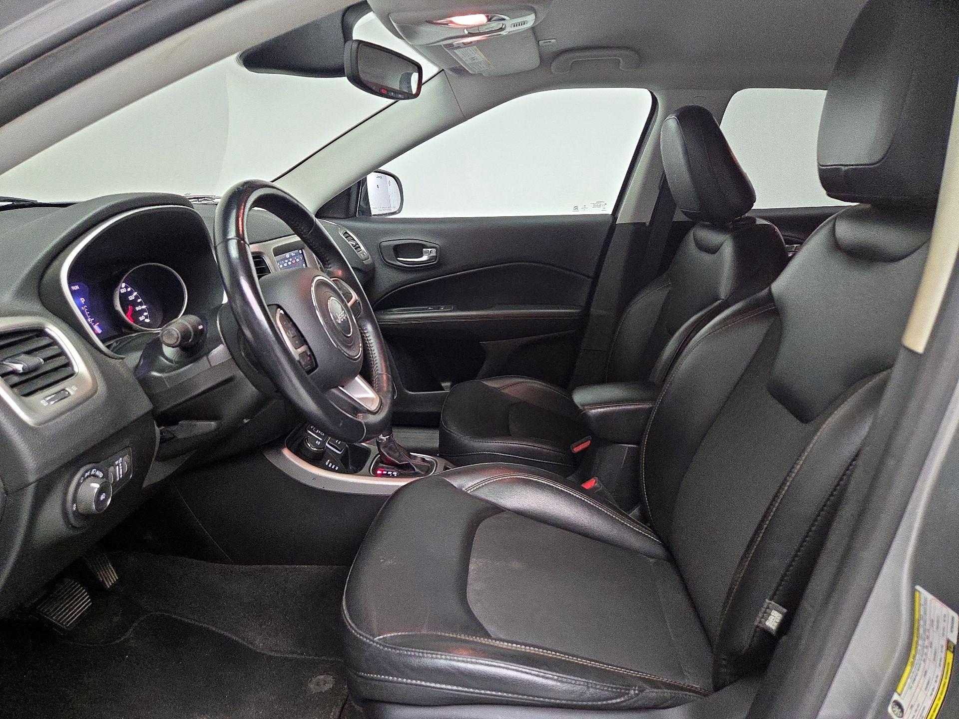 Thumbnail: 2019 Jeep Compass - 11