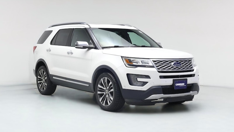 2017 Ford Explorer Platinum Hero Image