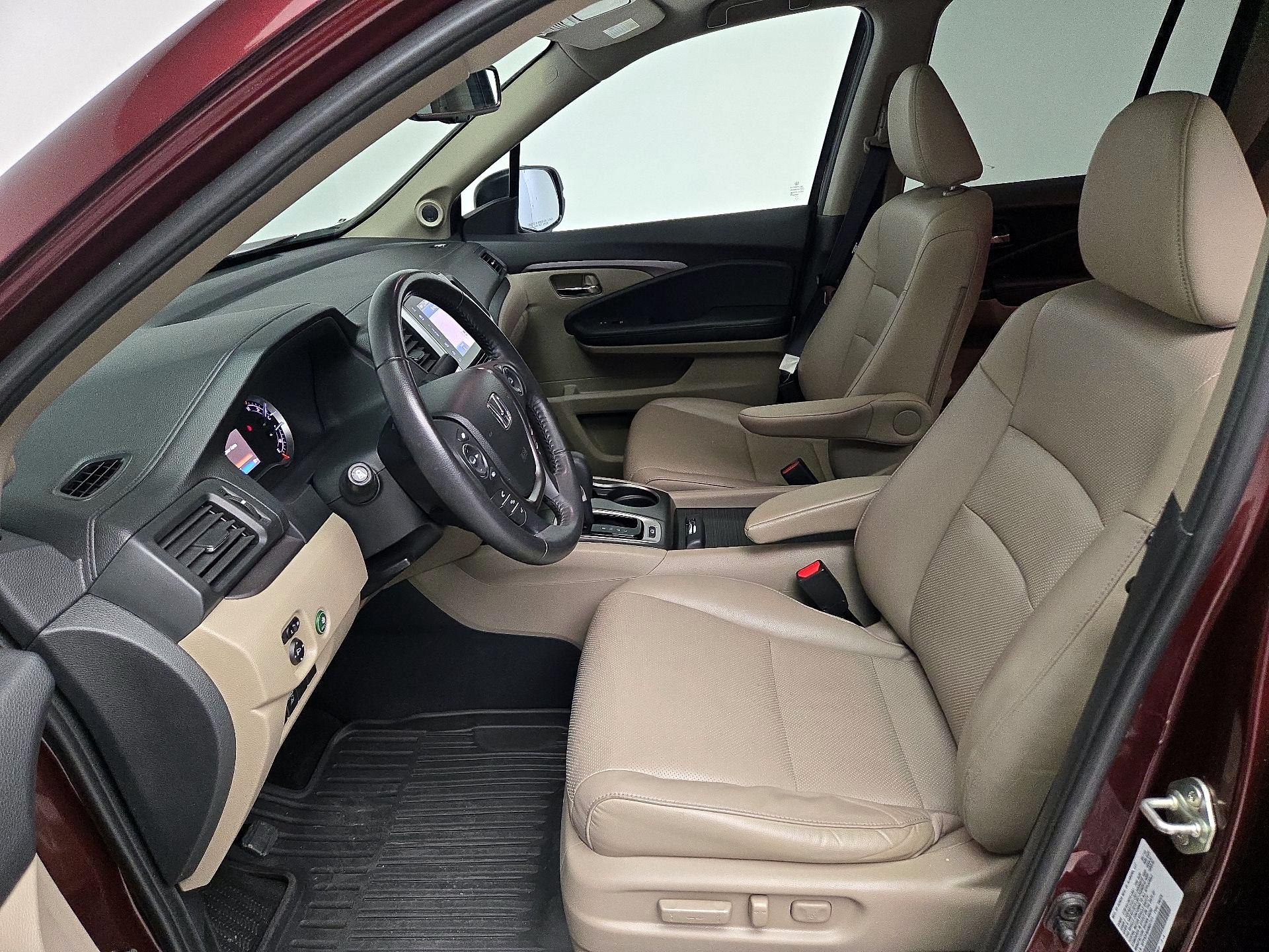 Thumbnail: 2019 Honda Ridgeline - 11