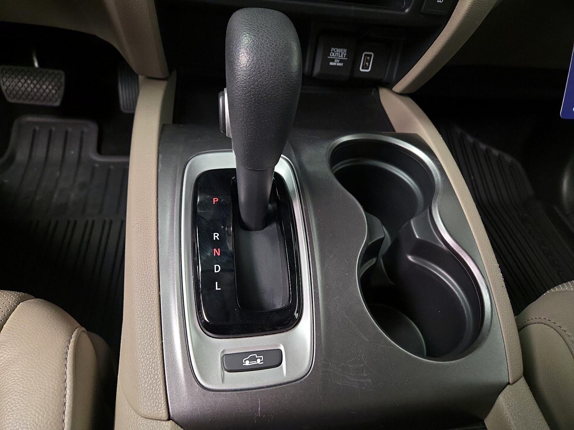 Thumbnail: 2019 Honda Ridgeline - 18