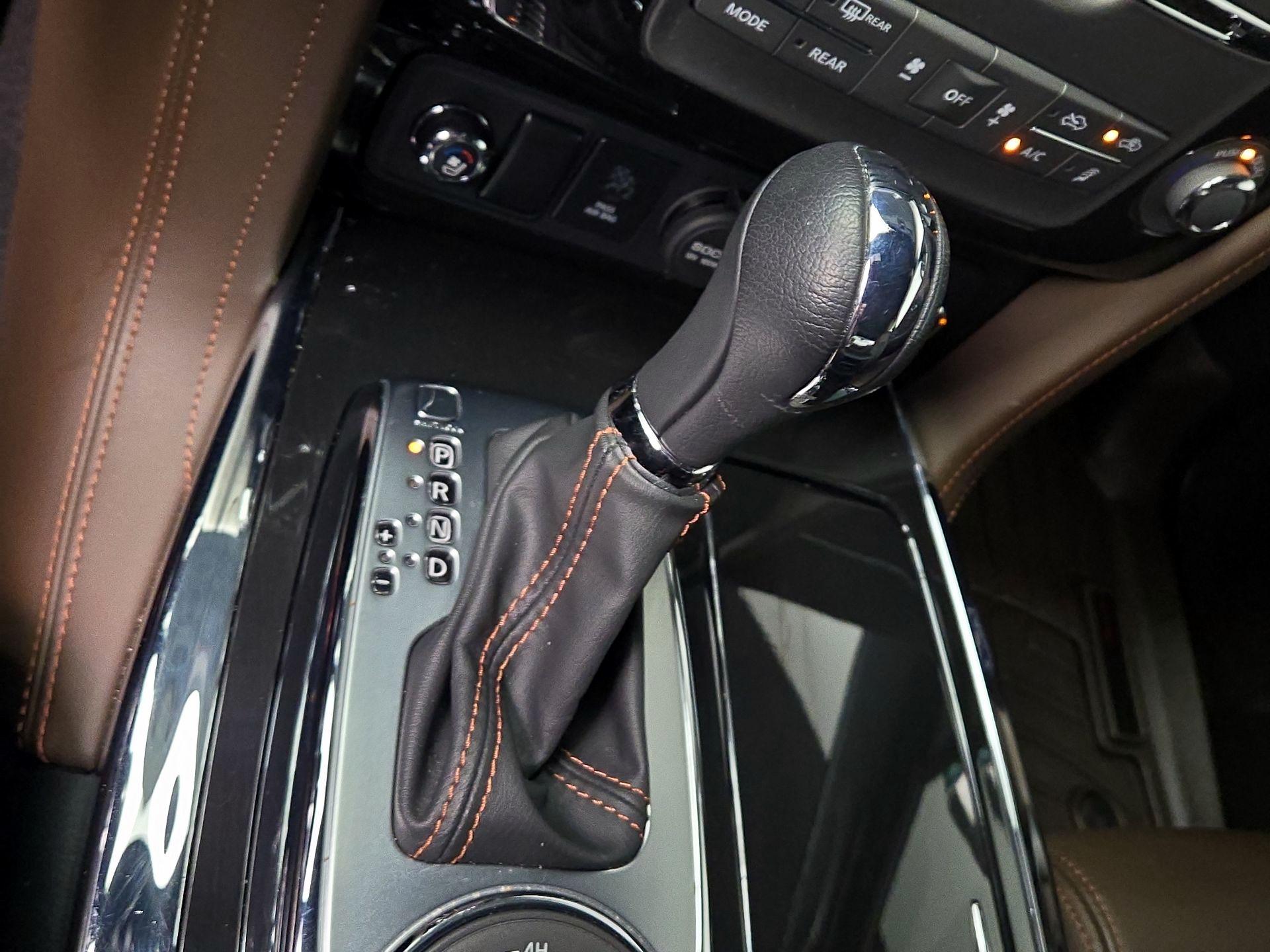 Thumbnail: 2019 Nissan Armada - 18
