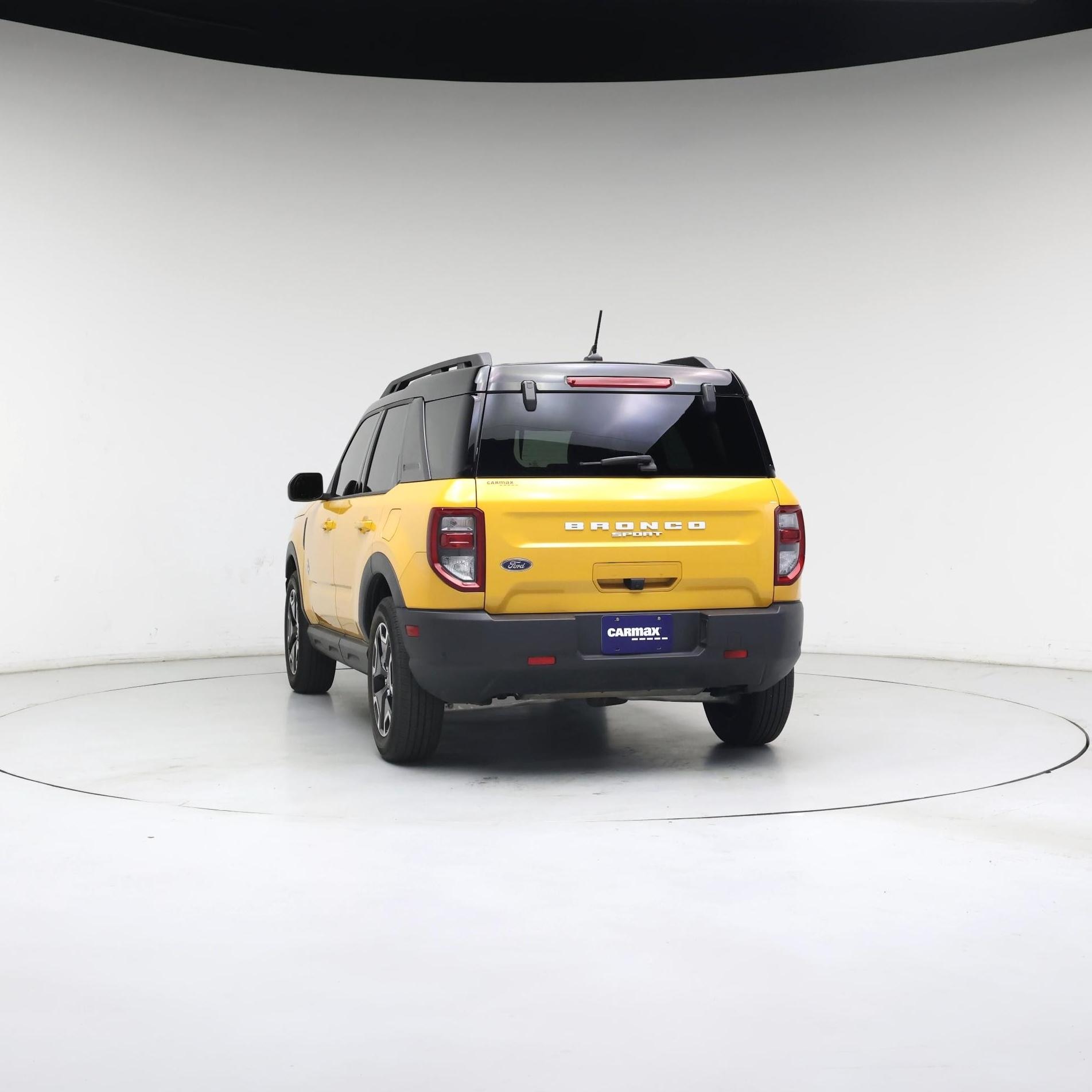 Thumbnail: 2022 Ford Bronco Sport - 6