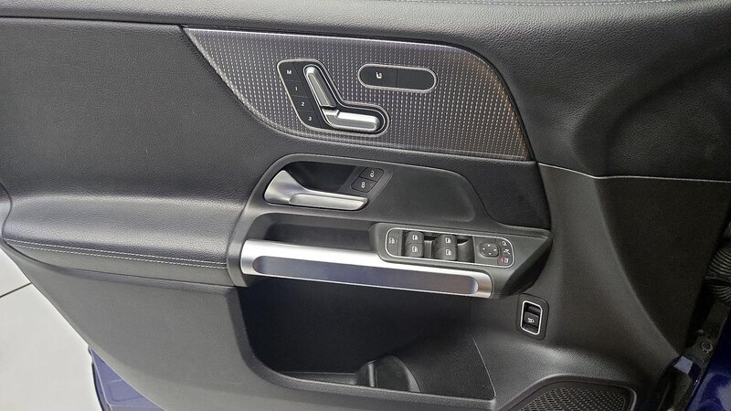 2020 Mercedes-Benz GLB 250 12
