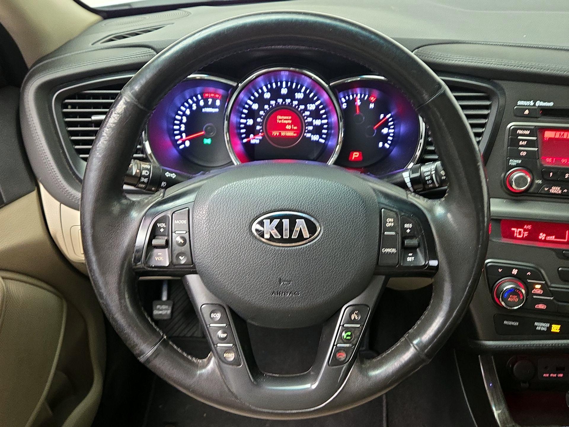 Thumbnail: 2013 Kia Optima - 10