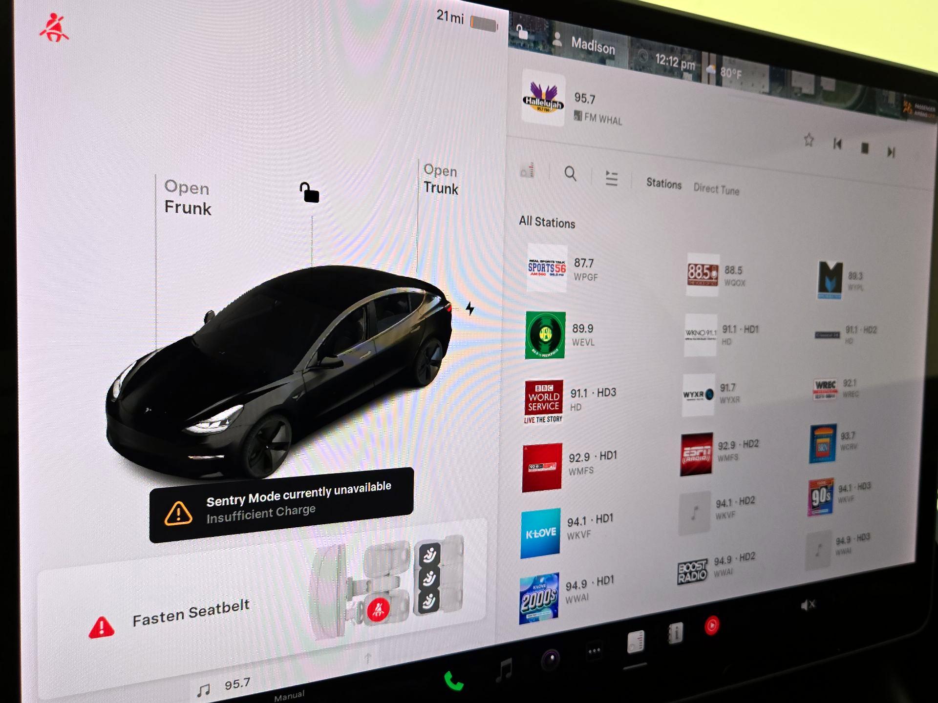 Thumbnail: 2021 Tesla Model 3 - 15