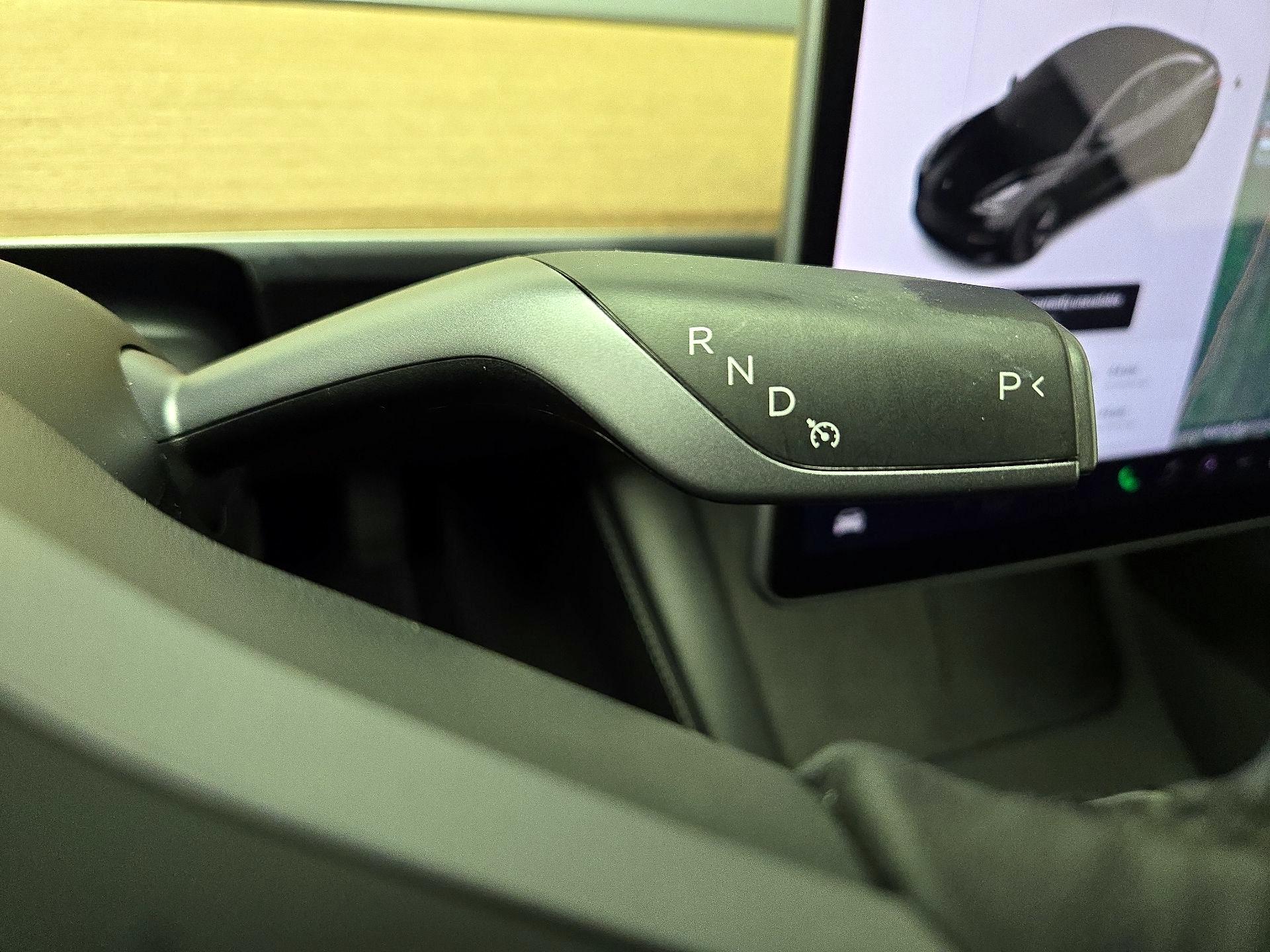 Thumbnail: 2021 Tesla Model 3 - 17
