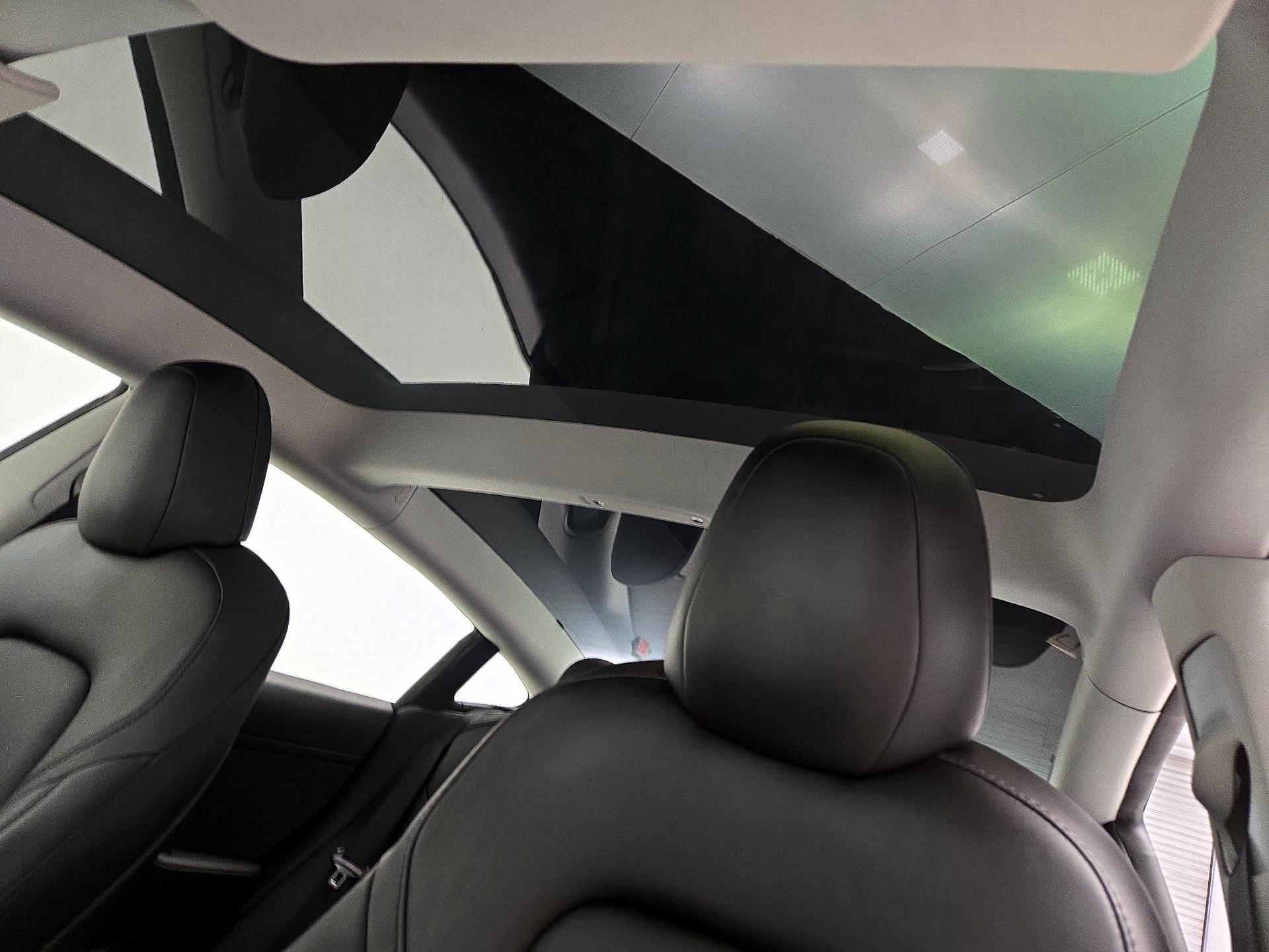 Thumbnail: 2021 Tesla Model 3 - 18