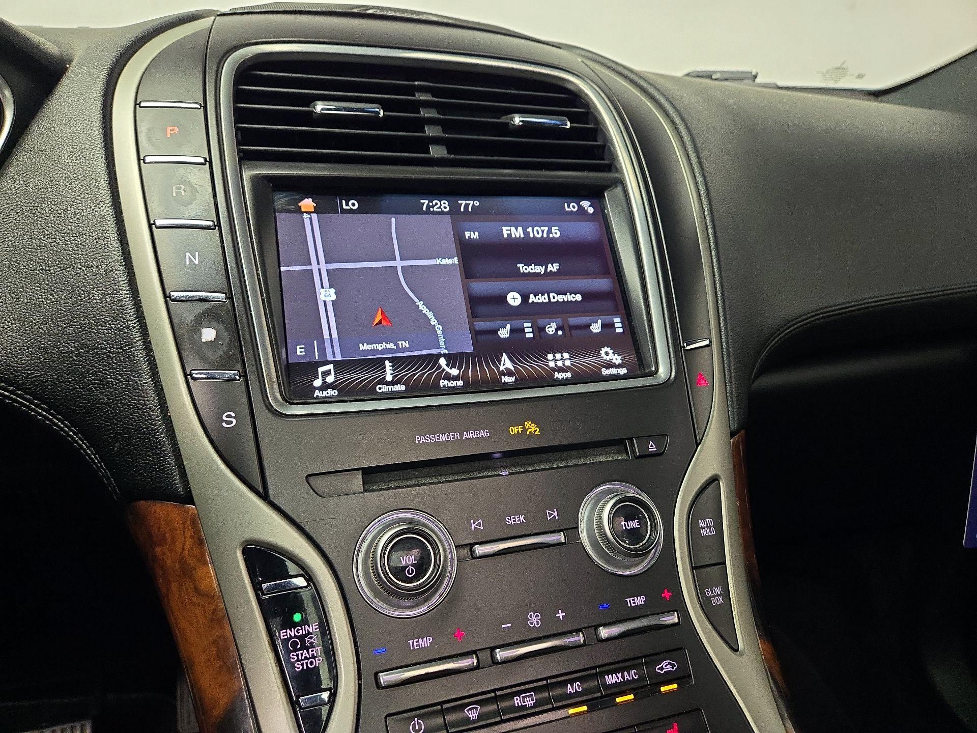 Thumbnail: 2018 Lincoln MKX - 18