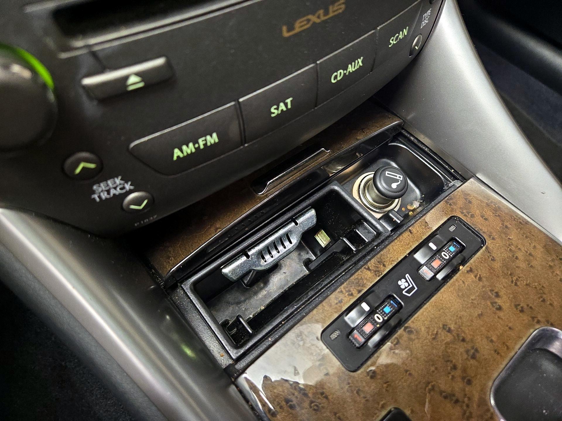 Thumbnail: 2013 Lexus IS - 17