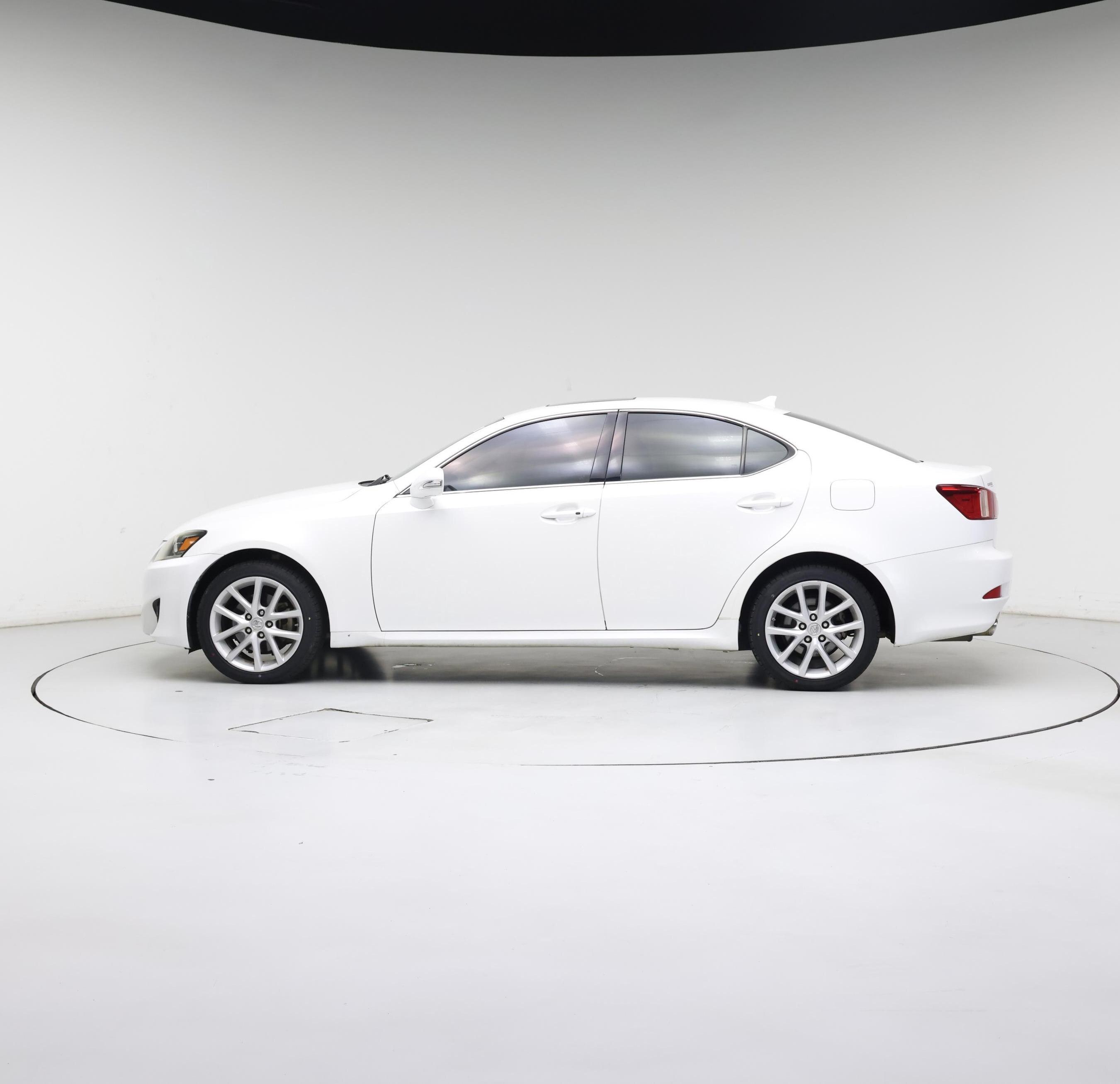 Thumbnail: 2013 Lexus IS - 3