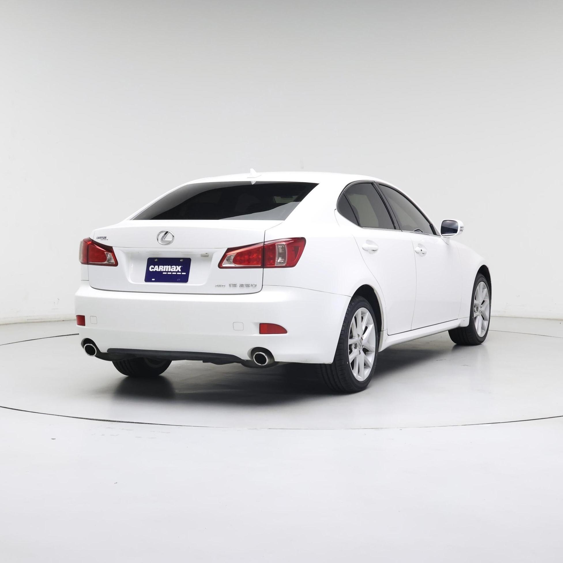 Thumbnail: 2013 Lexus IS - 8