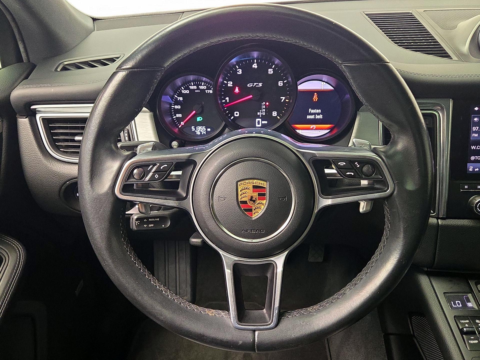 Thumbnail: 2017 Porsche Macan - 10